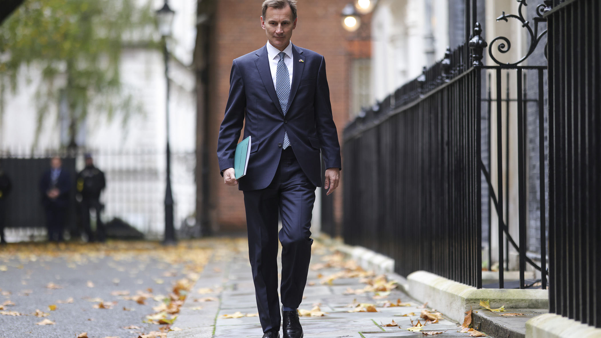 Chancellor Jeremy Hunt heads to the House of Commons for autumn statement