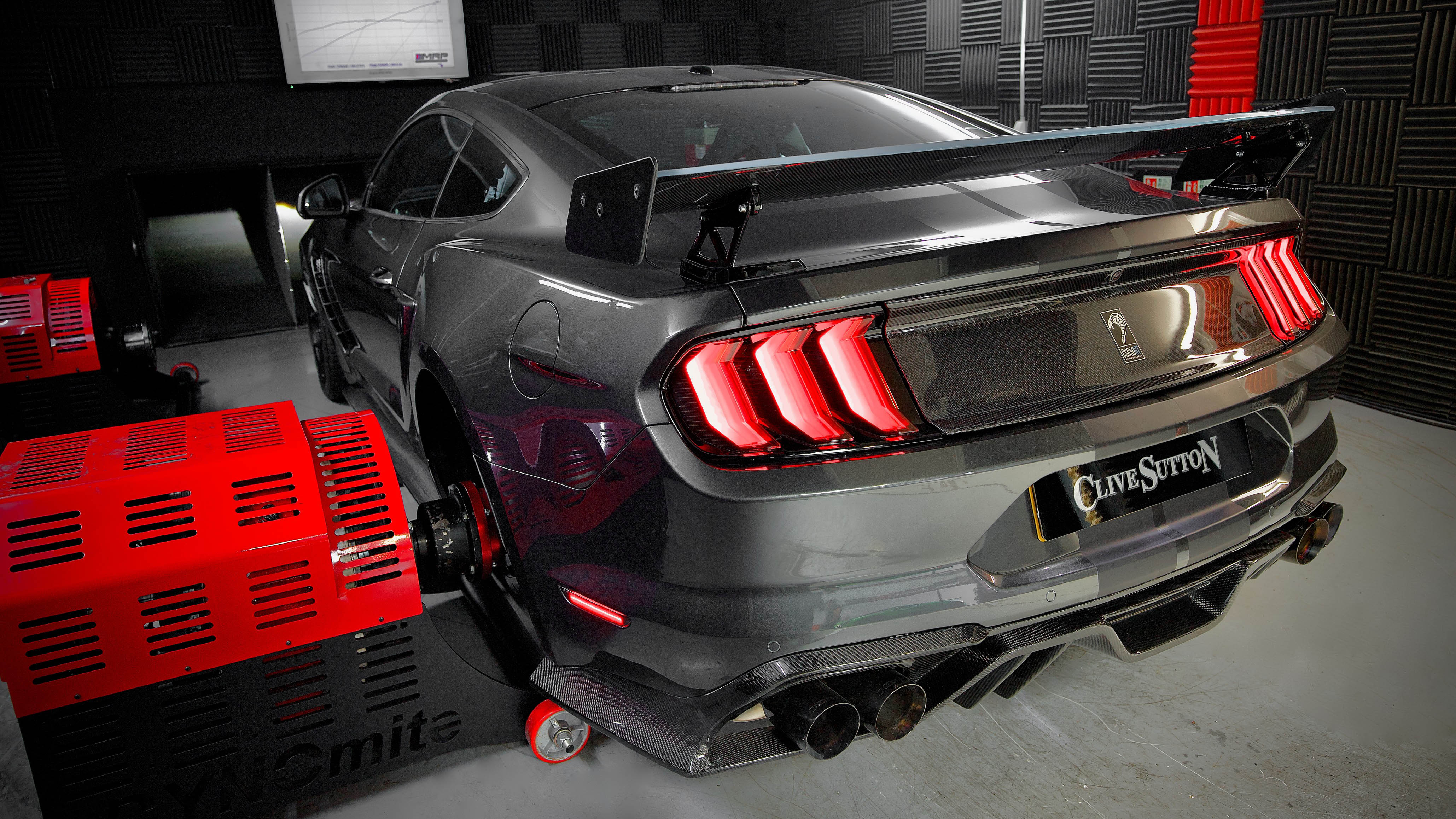 Clive Sutton Mustang