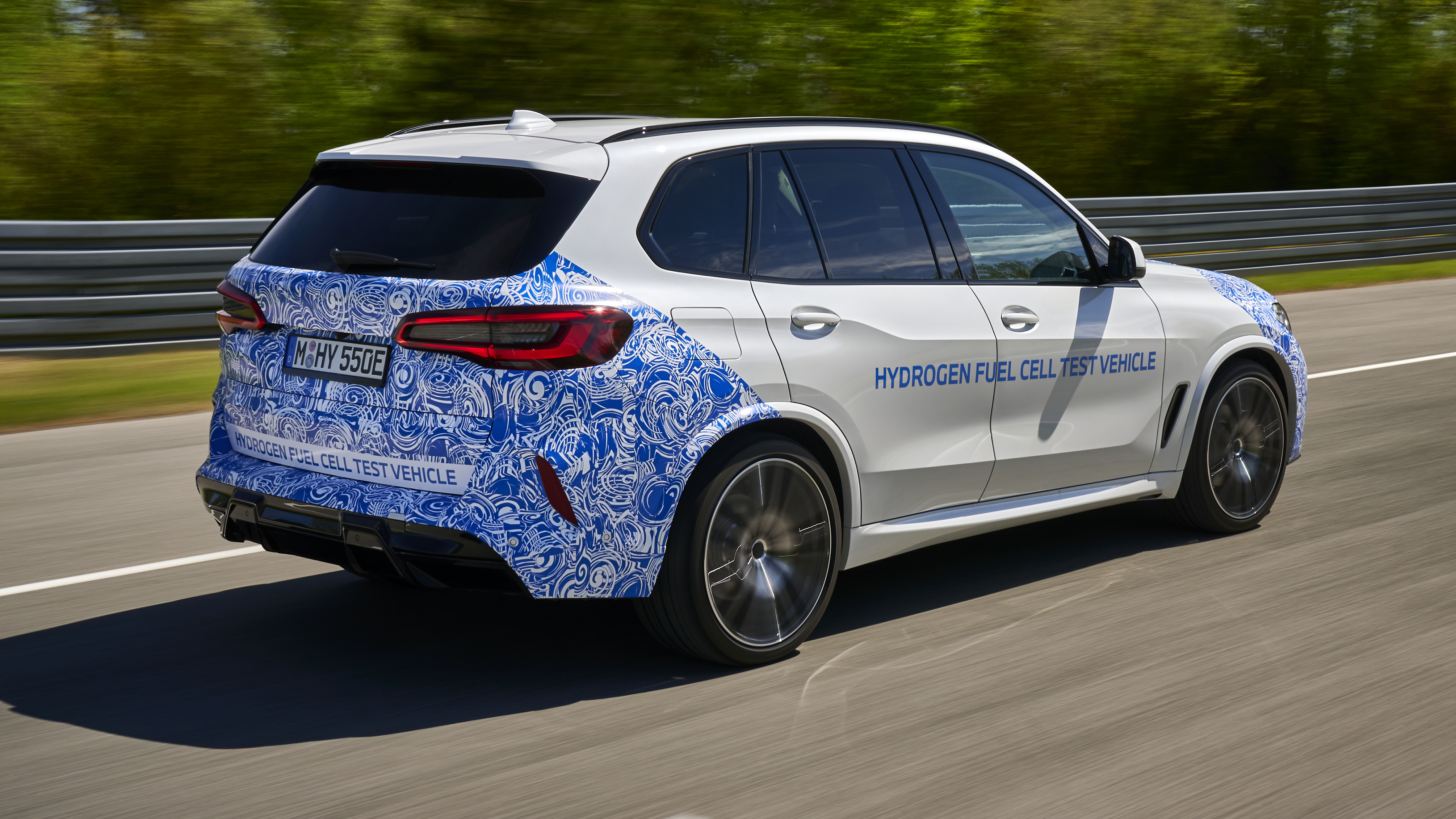 BMW X5 to get fuel cell version in 2022