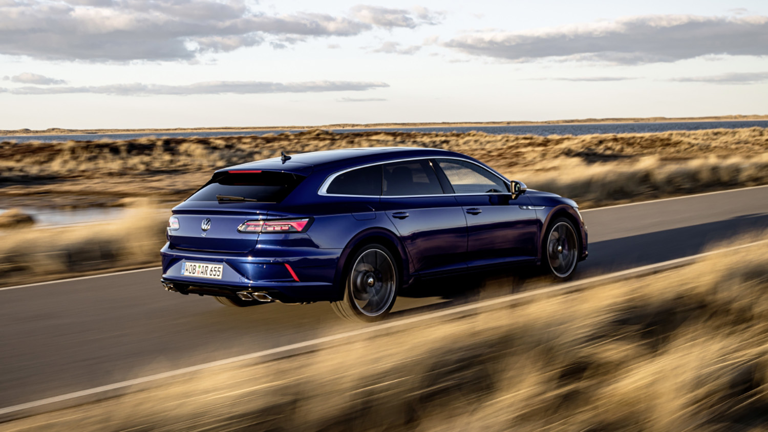 Volkswagen Arteon R Shooting Brake Review 2024