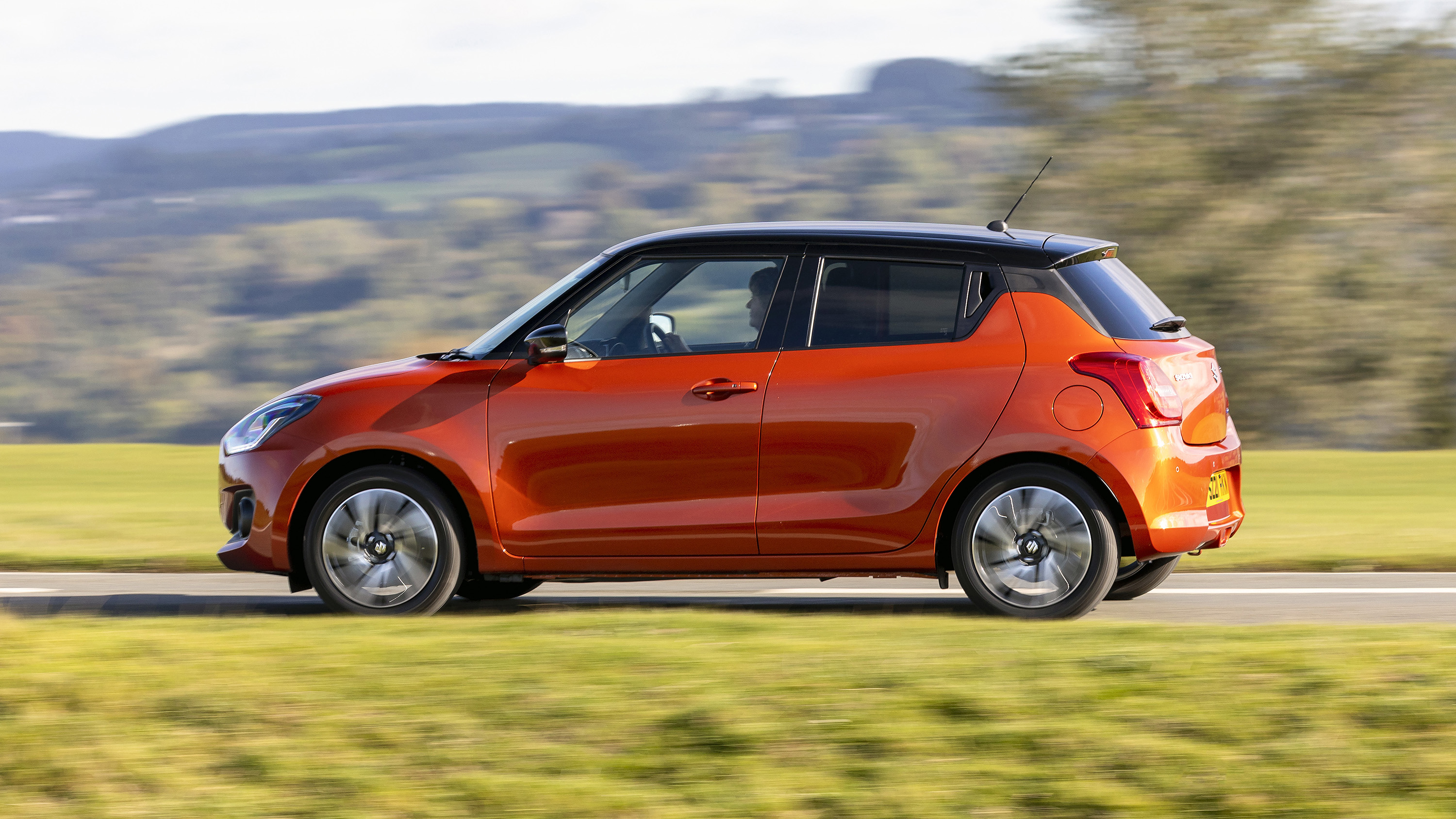 Suzuki swift hybrid 2021 review deals