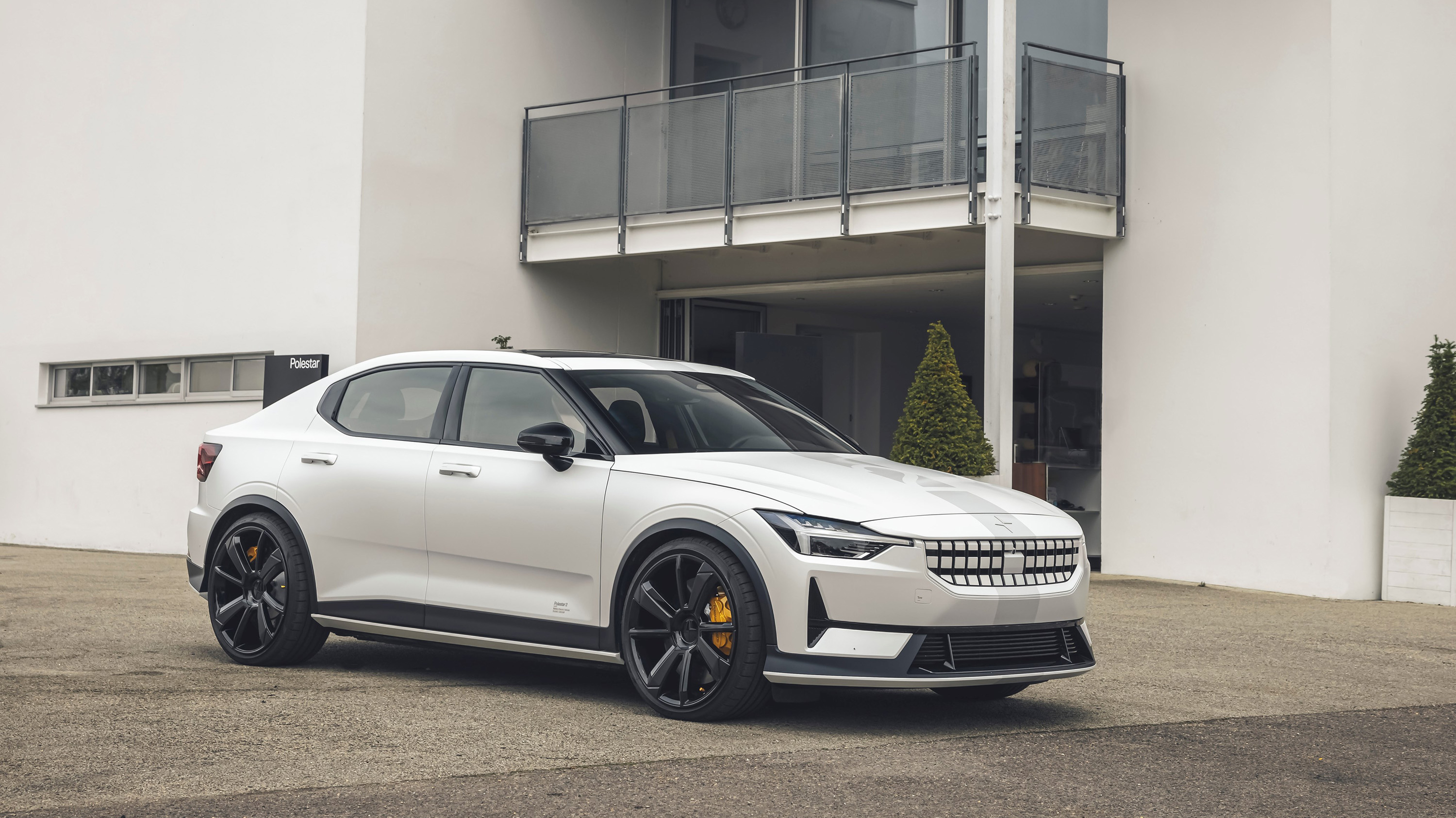 Polestar shop 2 wheels