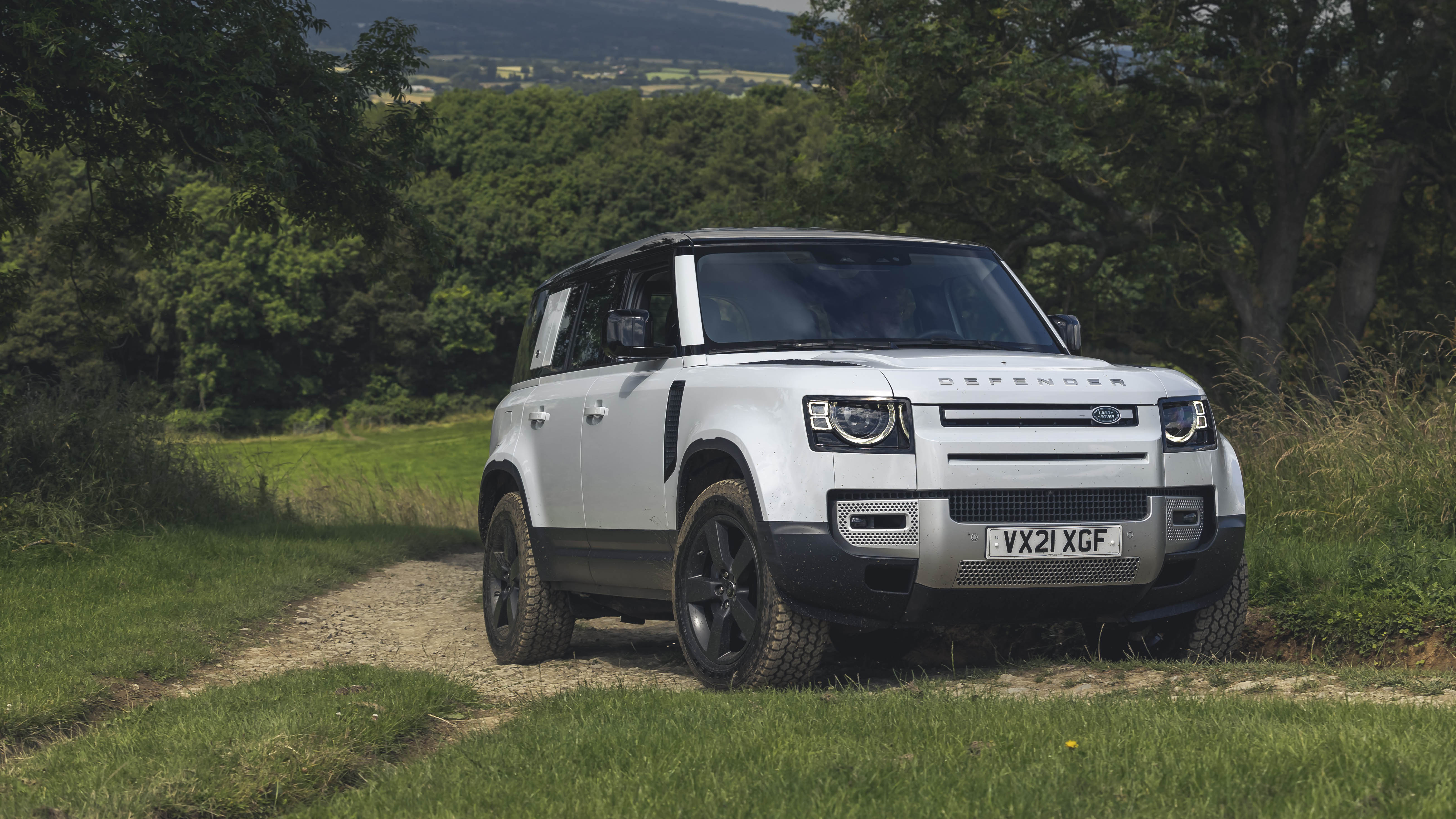 Land Rover Defender: Plug-in Hybrid im Fahrbericht