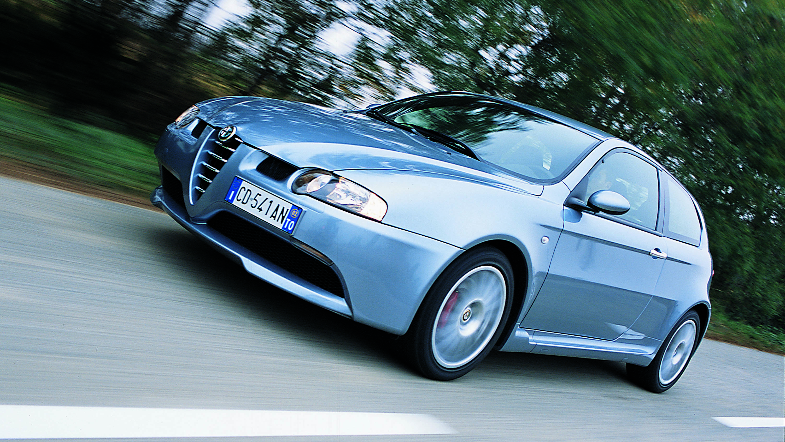 Alfa Romeo 147 2005 Review