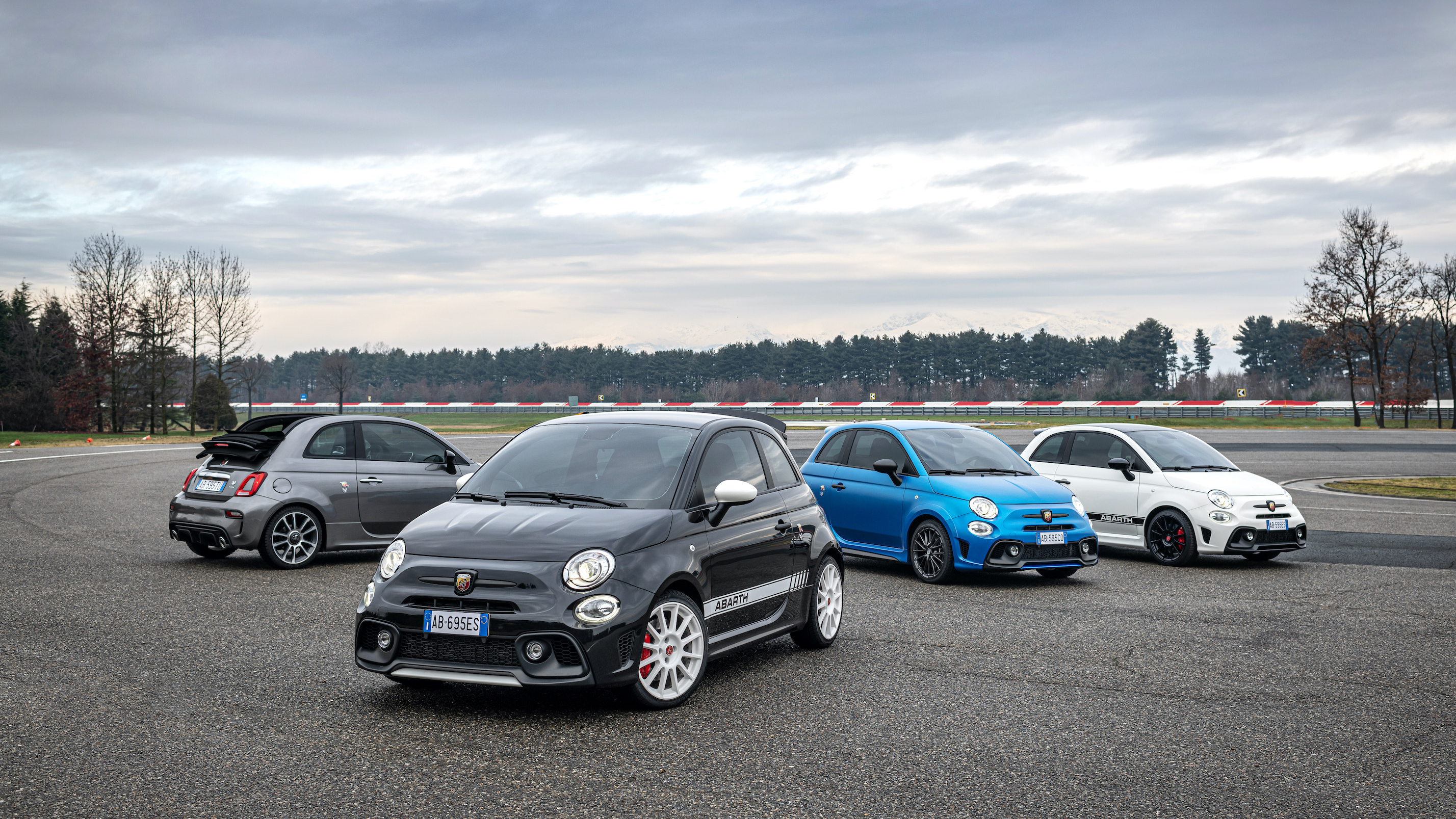 New Abarth 595 and Abarth 695 - Performance is a matter of choices.