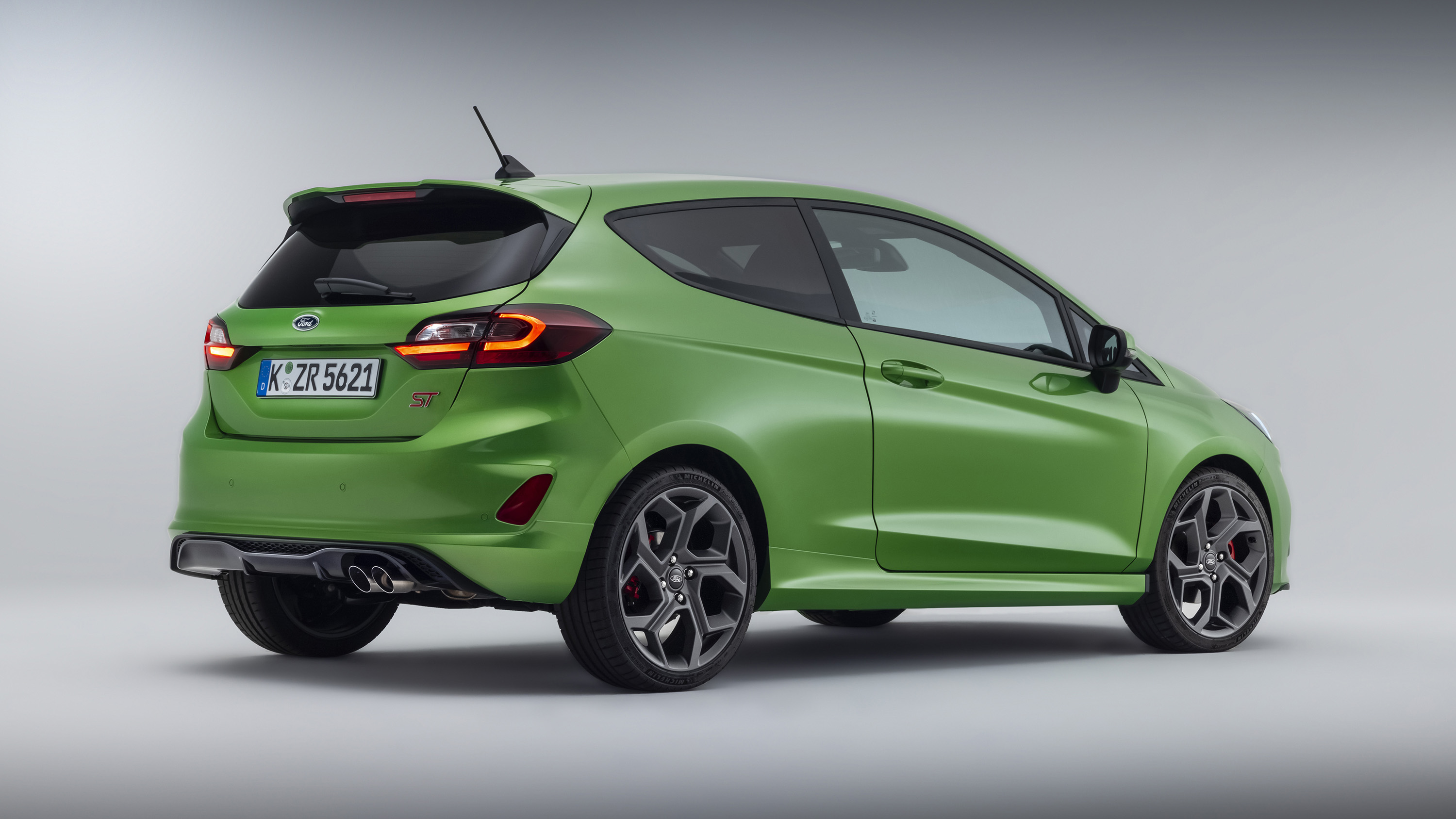 Leer meesteres Teken een foto The new Ford Fiesta is here with a new grille and more tech | Top Gear