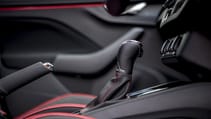 Skoda Kamiq gear knob and handbrake