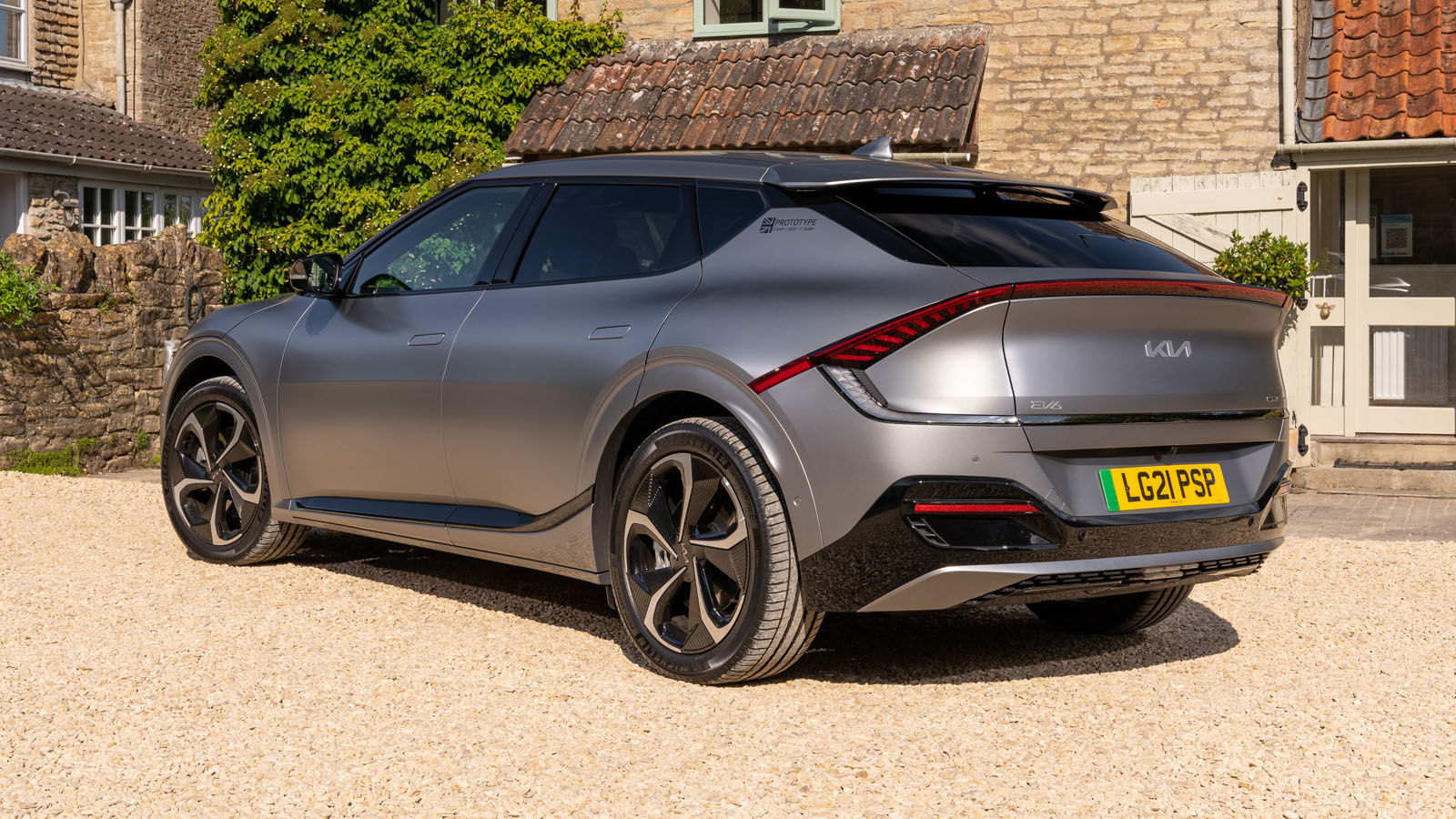 Kia EV6 Review Top Gear 2021