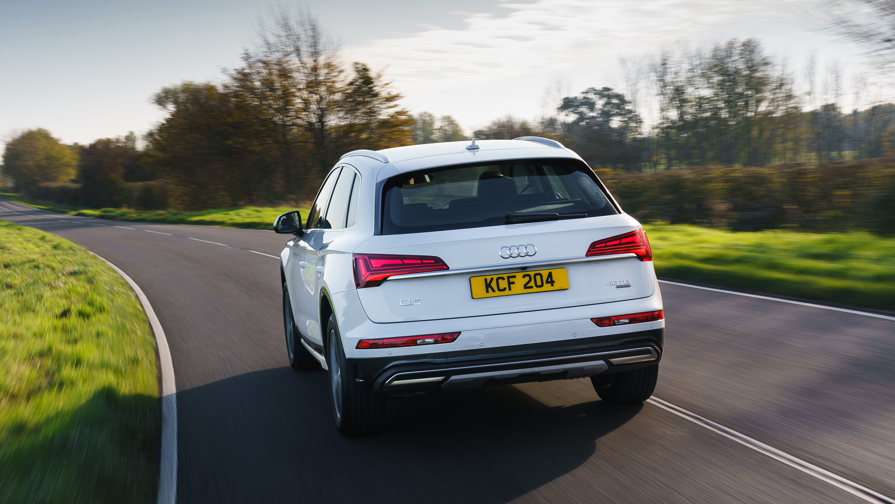 Audi Q5 white