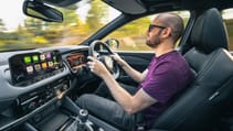 Nissan Qashqai Ceramic Grey interior and driving position