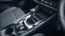 Nissan Qashqai Ceramic Grey manual gear lever