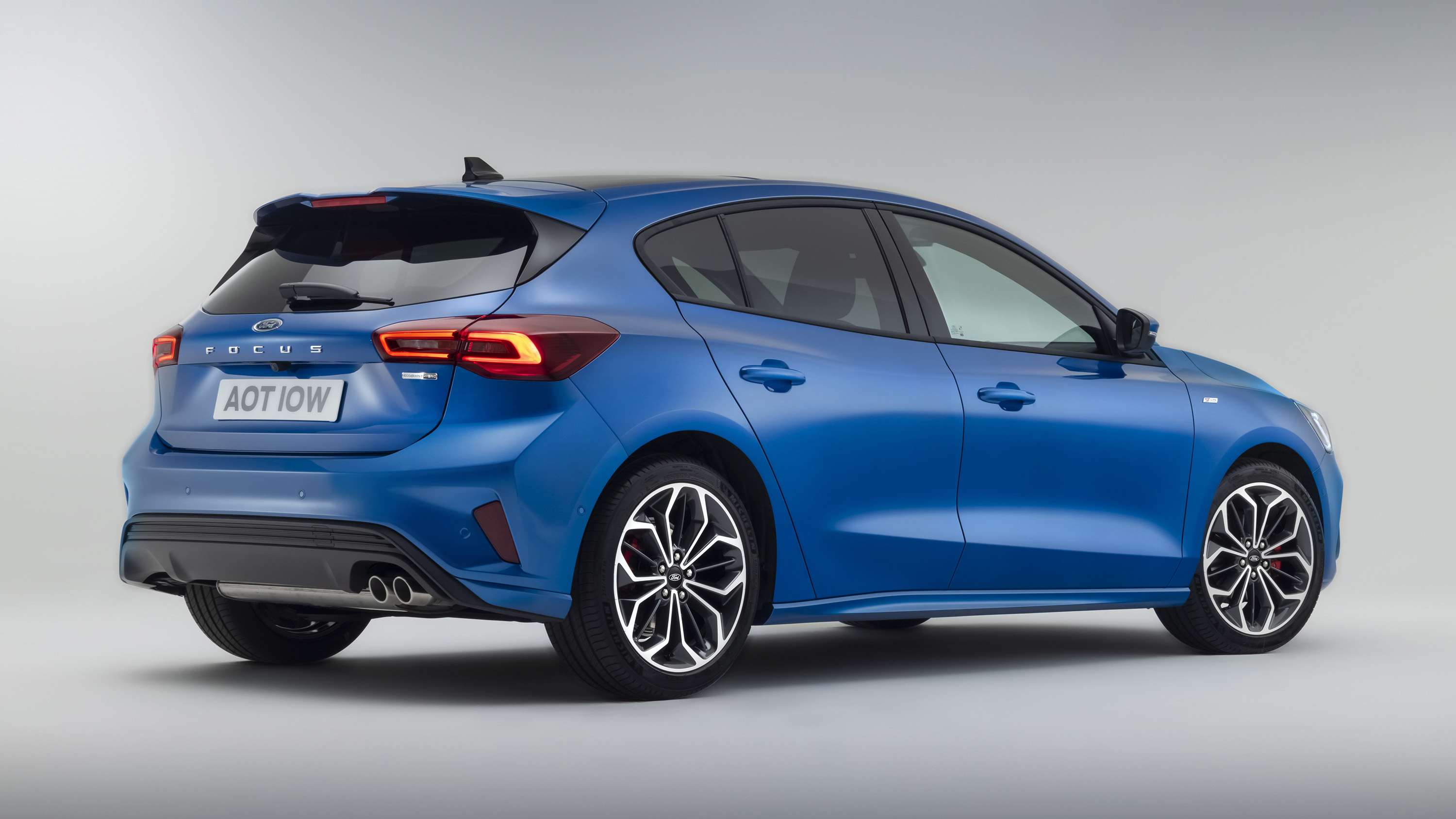 The new Ford Focus gets chintzier grilles and a wet zone Top Gear