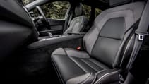 Volvo XC60 Recharge front seats