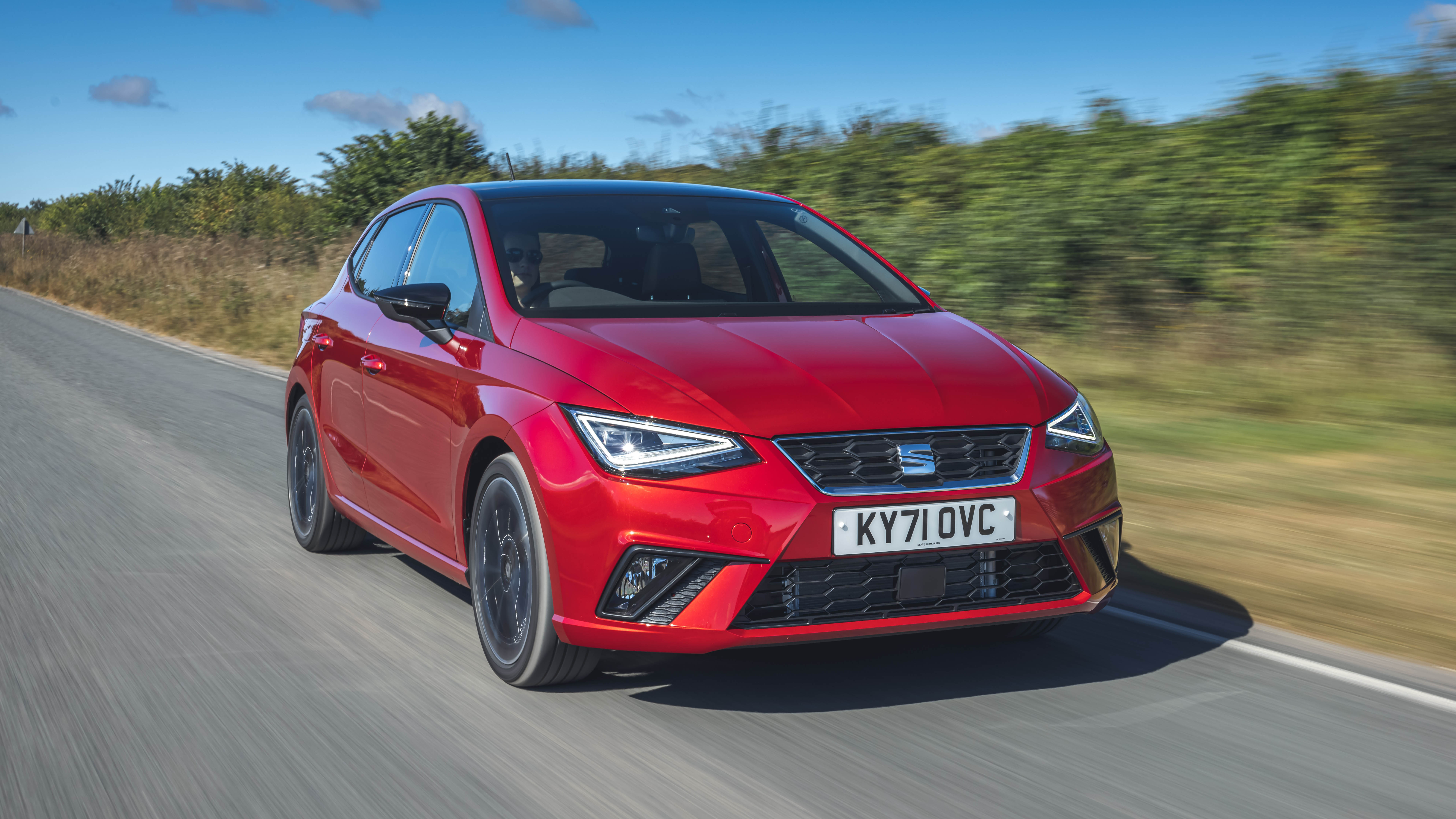 Een trouwe blauwe vinvis Onmogelijk Seat Ibiza Review 2023 | Top Gear