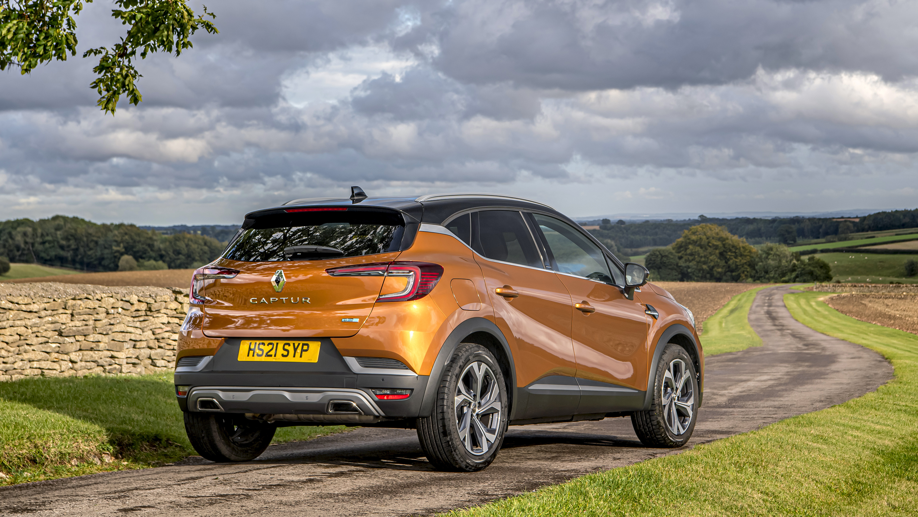 Renault Captur Hybrid review: does it work without a plug? Reviews