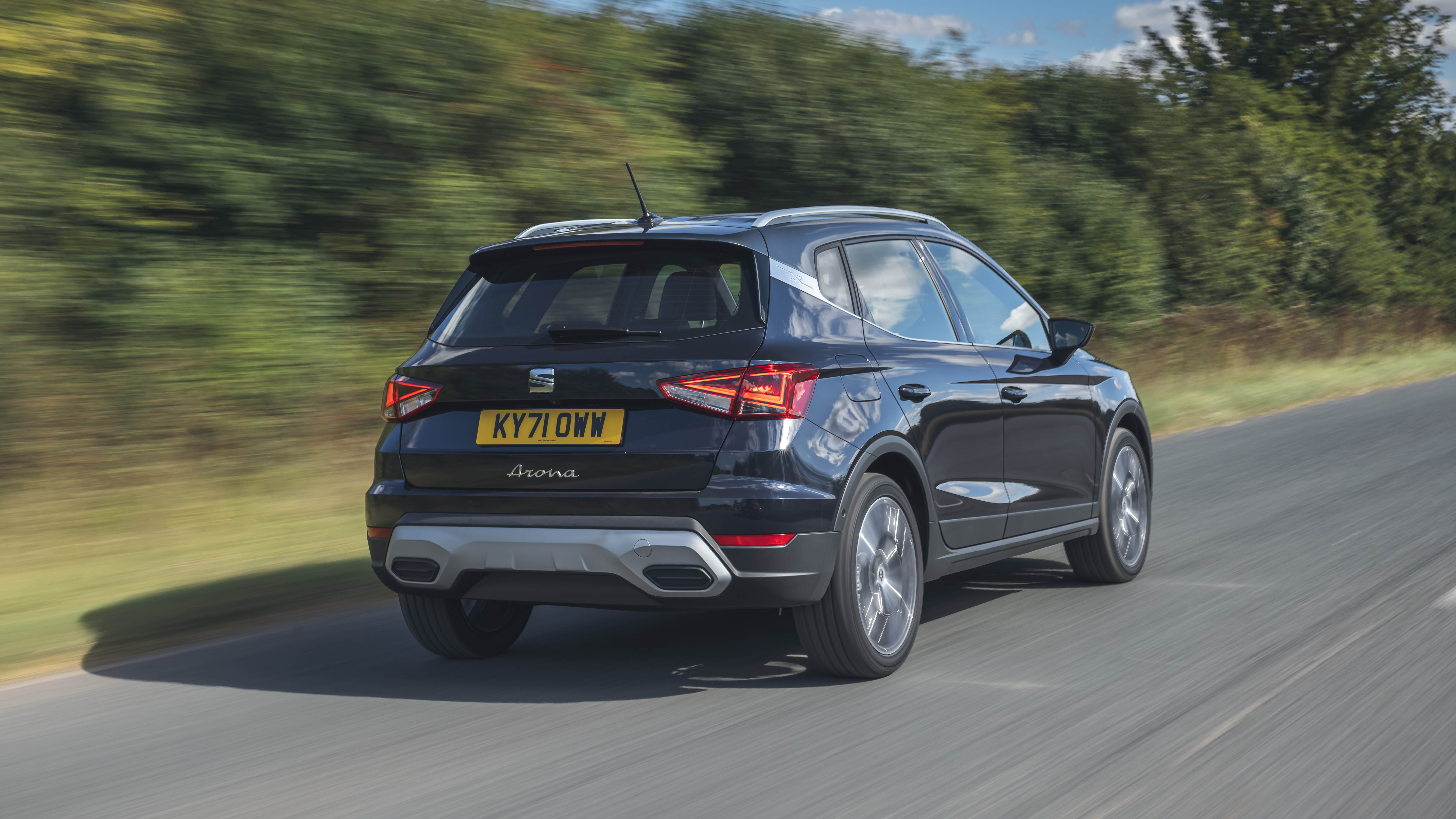 Seat Arona Review 2024