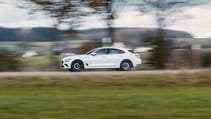 Genesis G70 Shooting Brake side panning shot