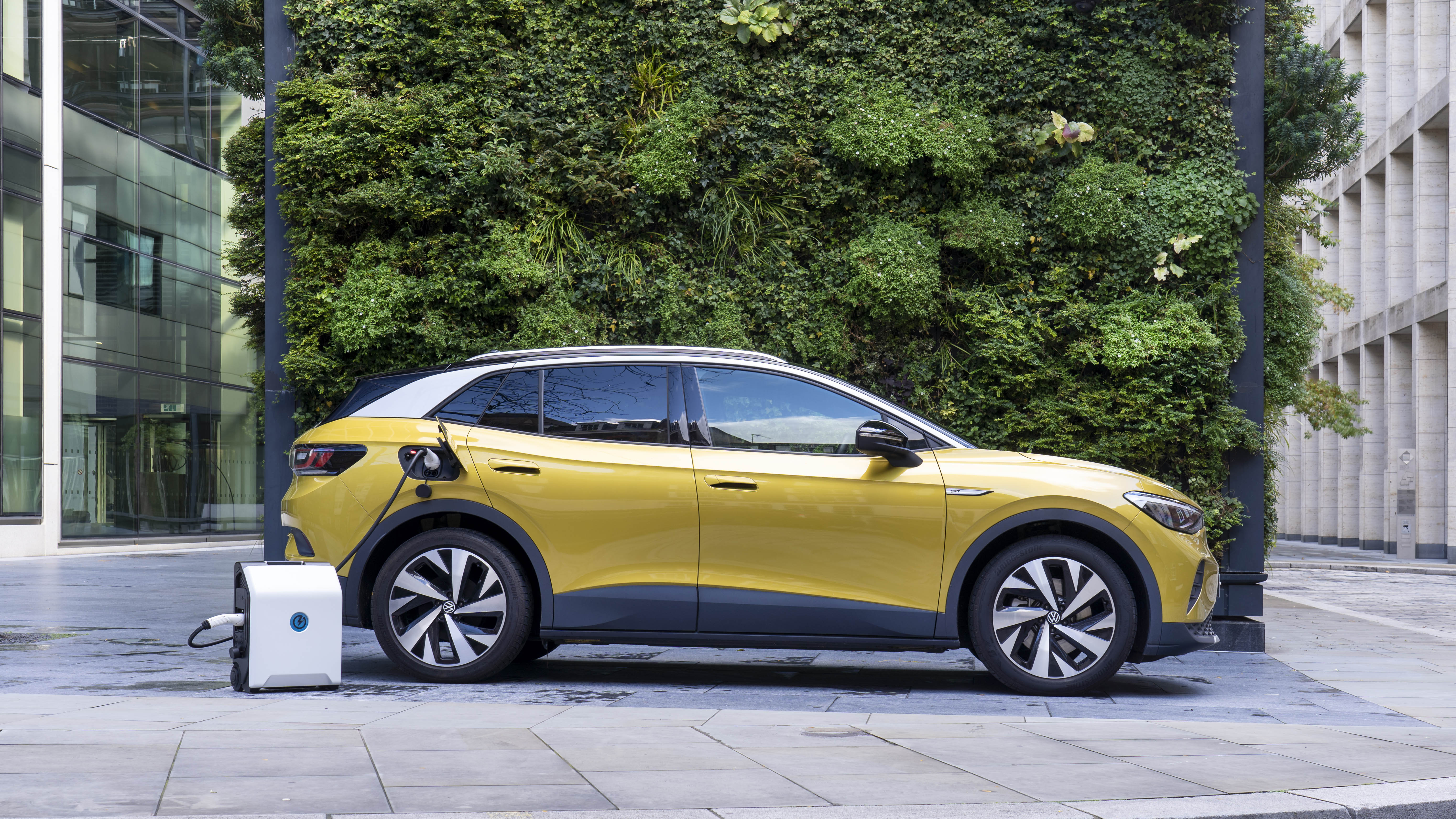 ZipCharge GO Top Gear