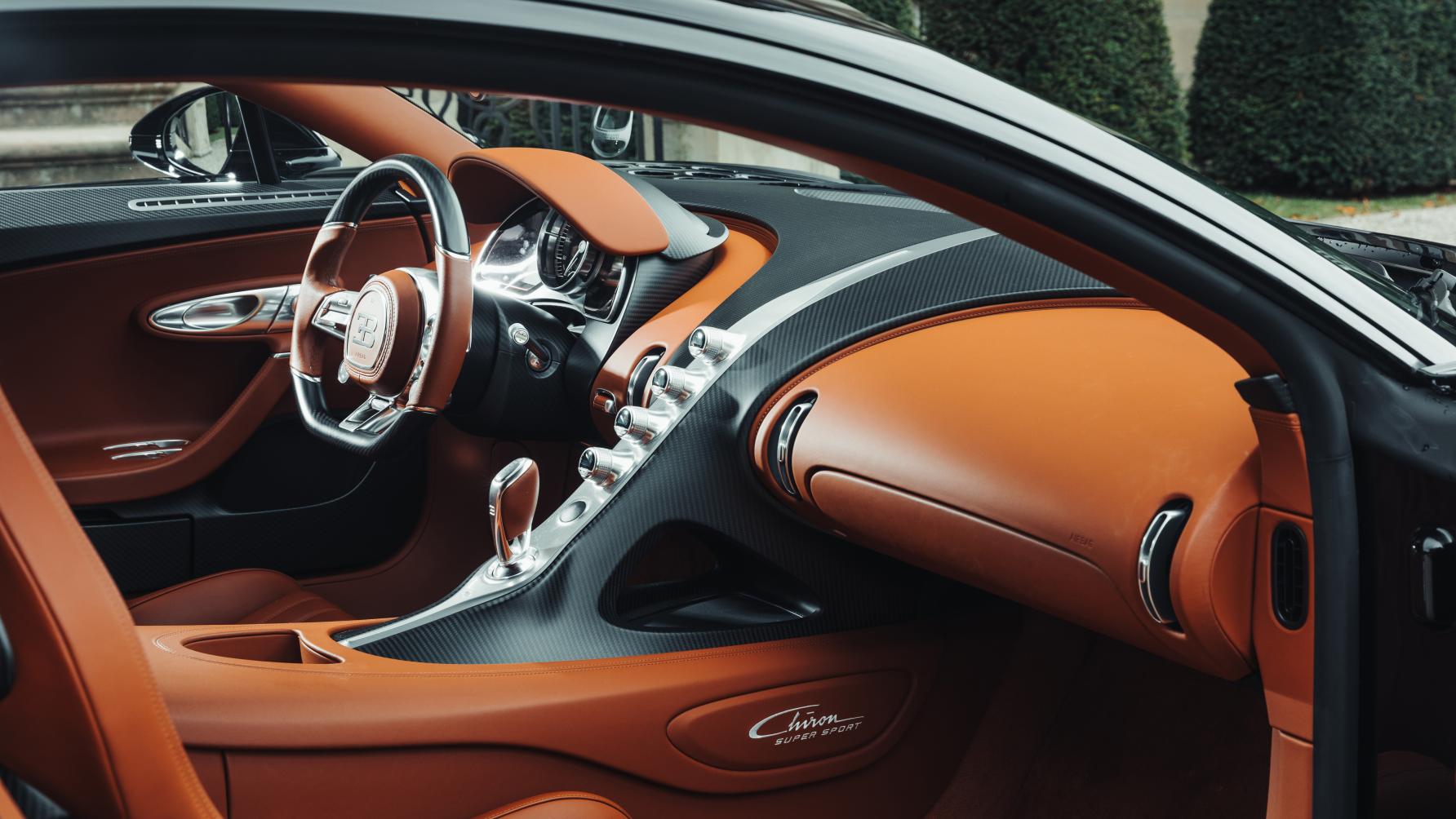 Bugatti Chiron Interior Layout & Technology Top Gear