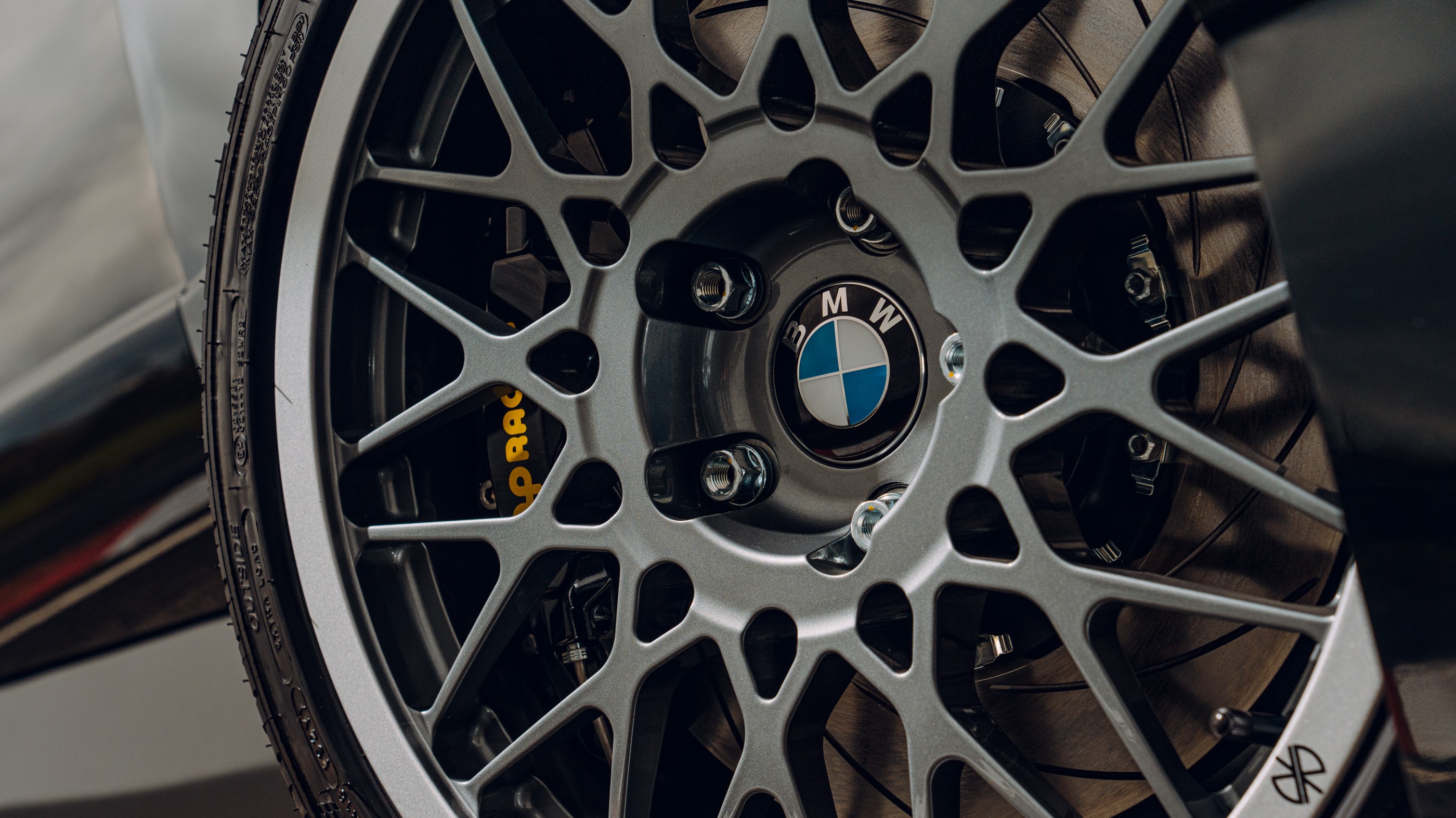 BMW M3 E30 Restomod by Redux