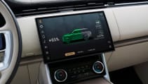 Range Rover screen