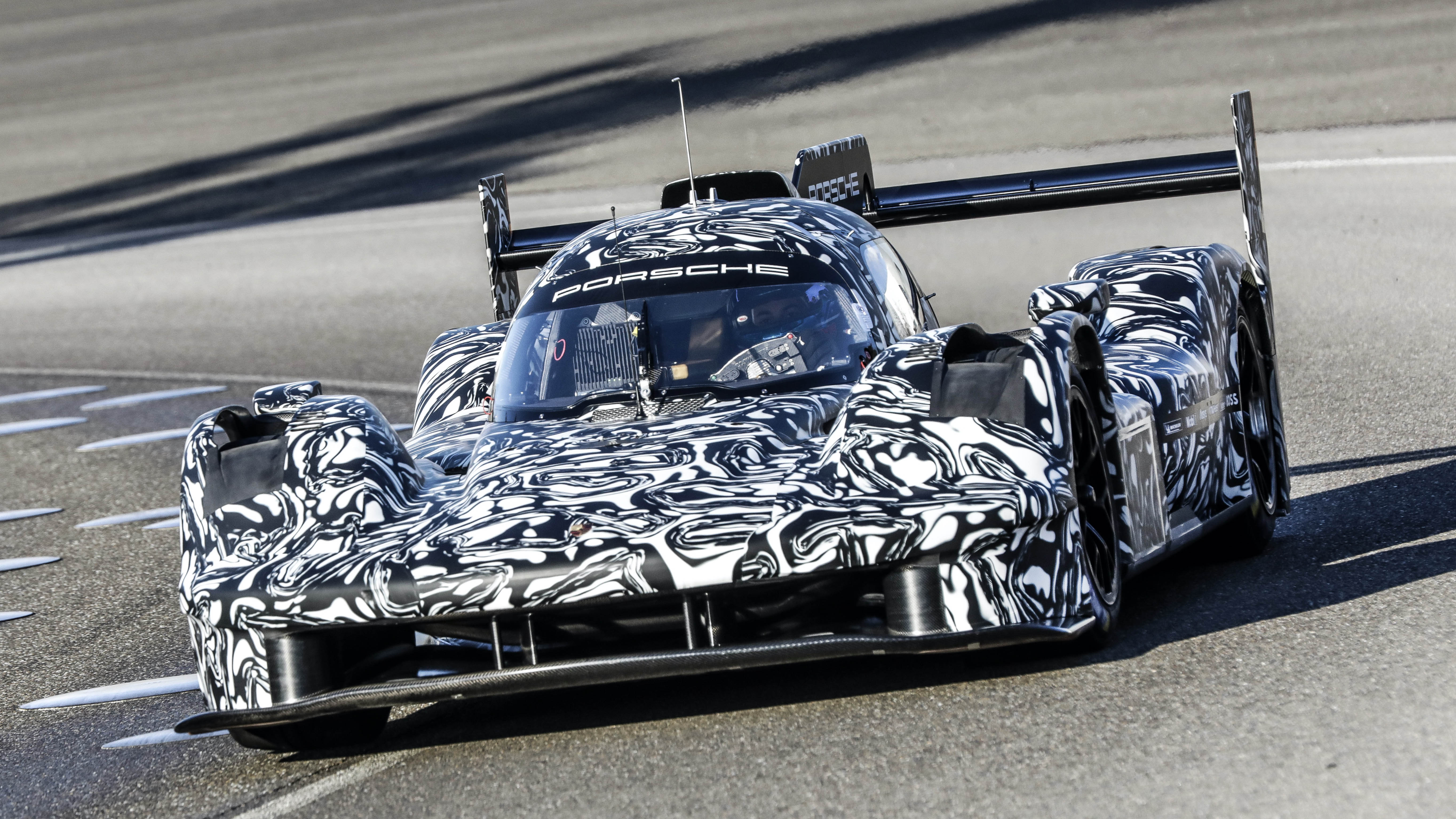 Porsche LMDh Top Gear