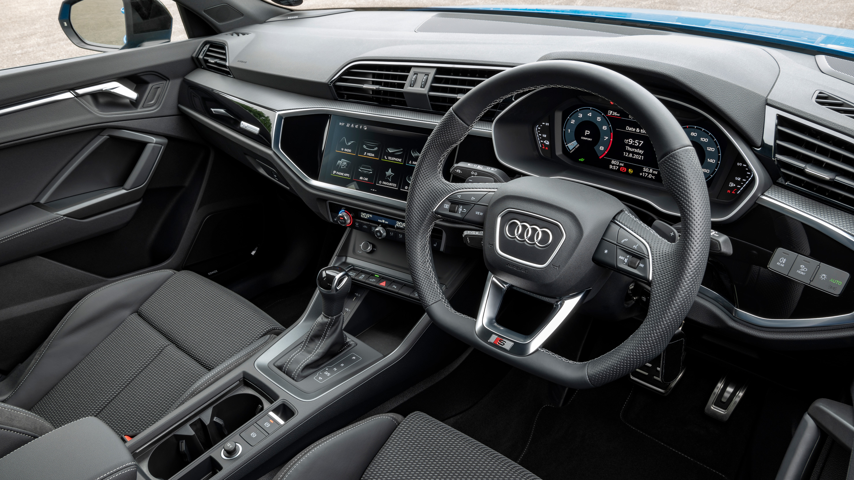 Audi Q3 Interior Layout Technology