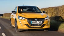 Peugeot 208 front