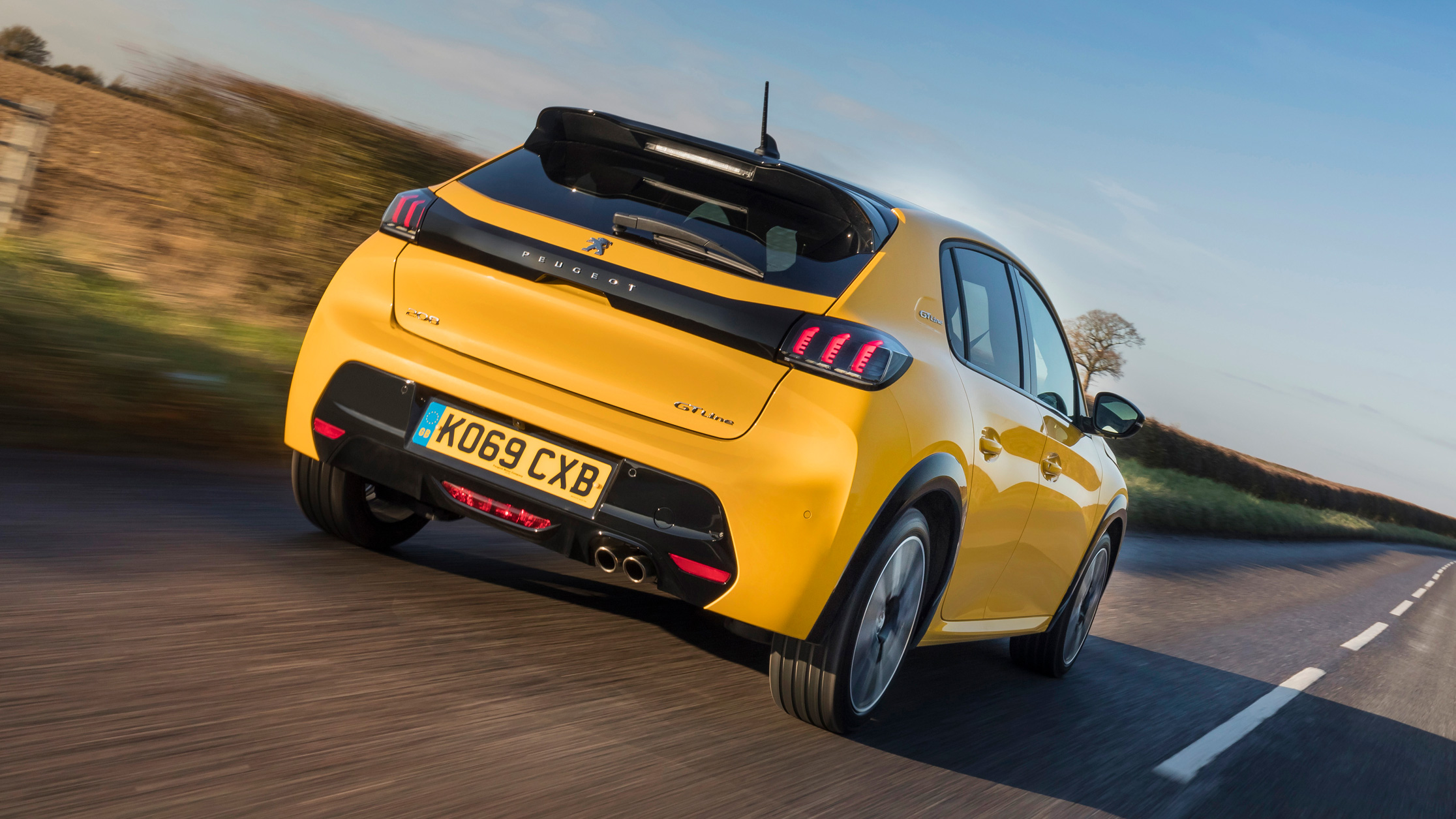 Peugeot 208 rear