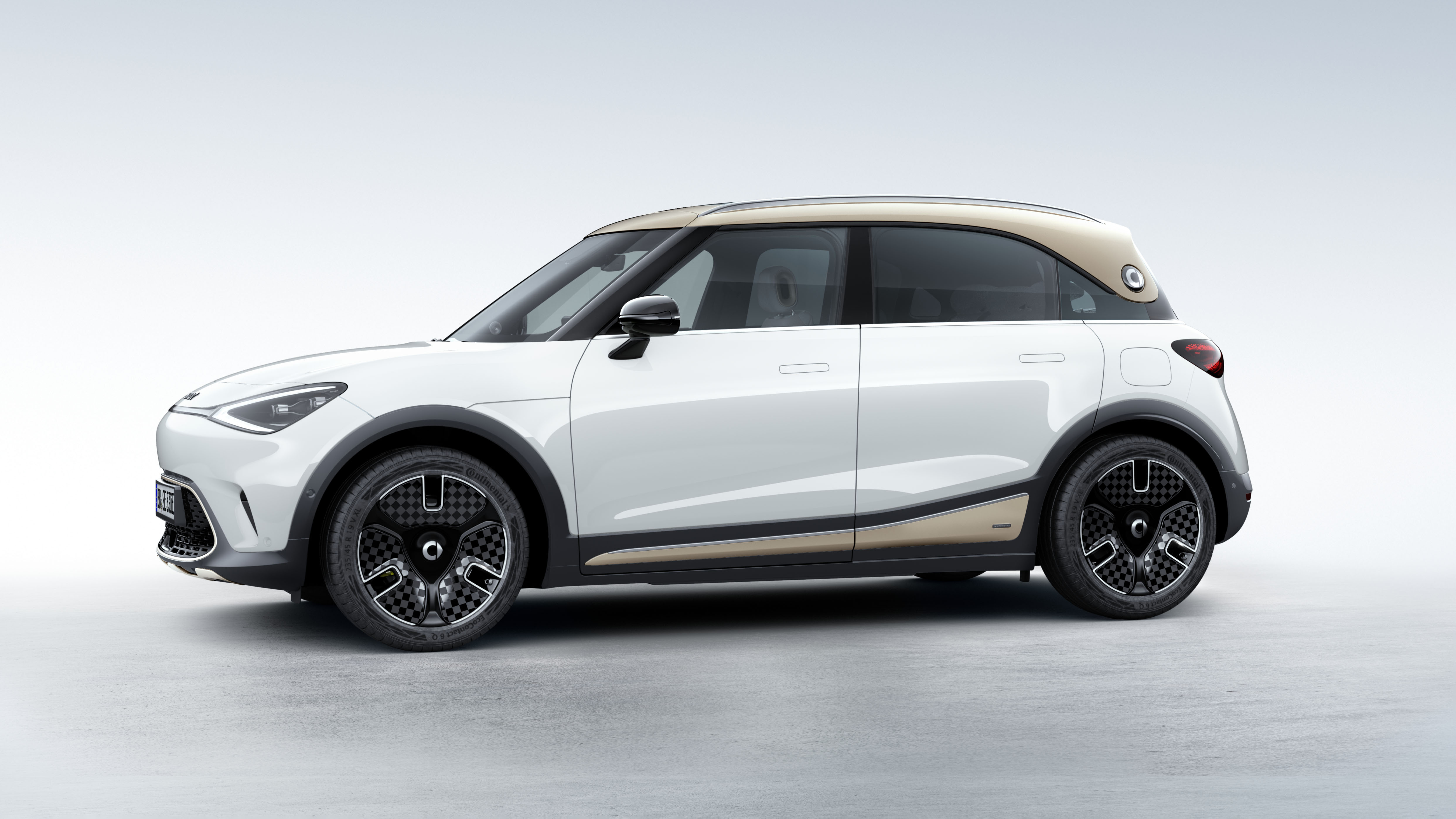 New clearance electric crossover