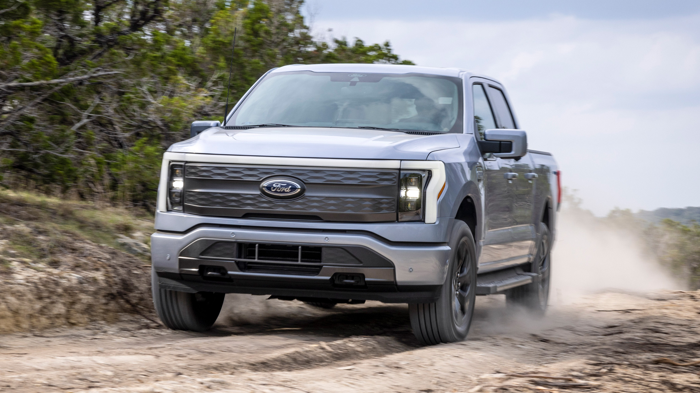 https://www.topgear.com/sites/default/files/2022/05/1-F-150-Lightning.jpg