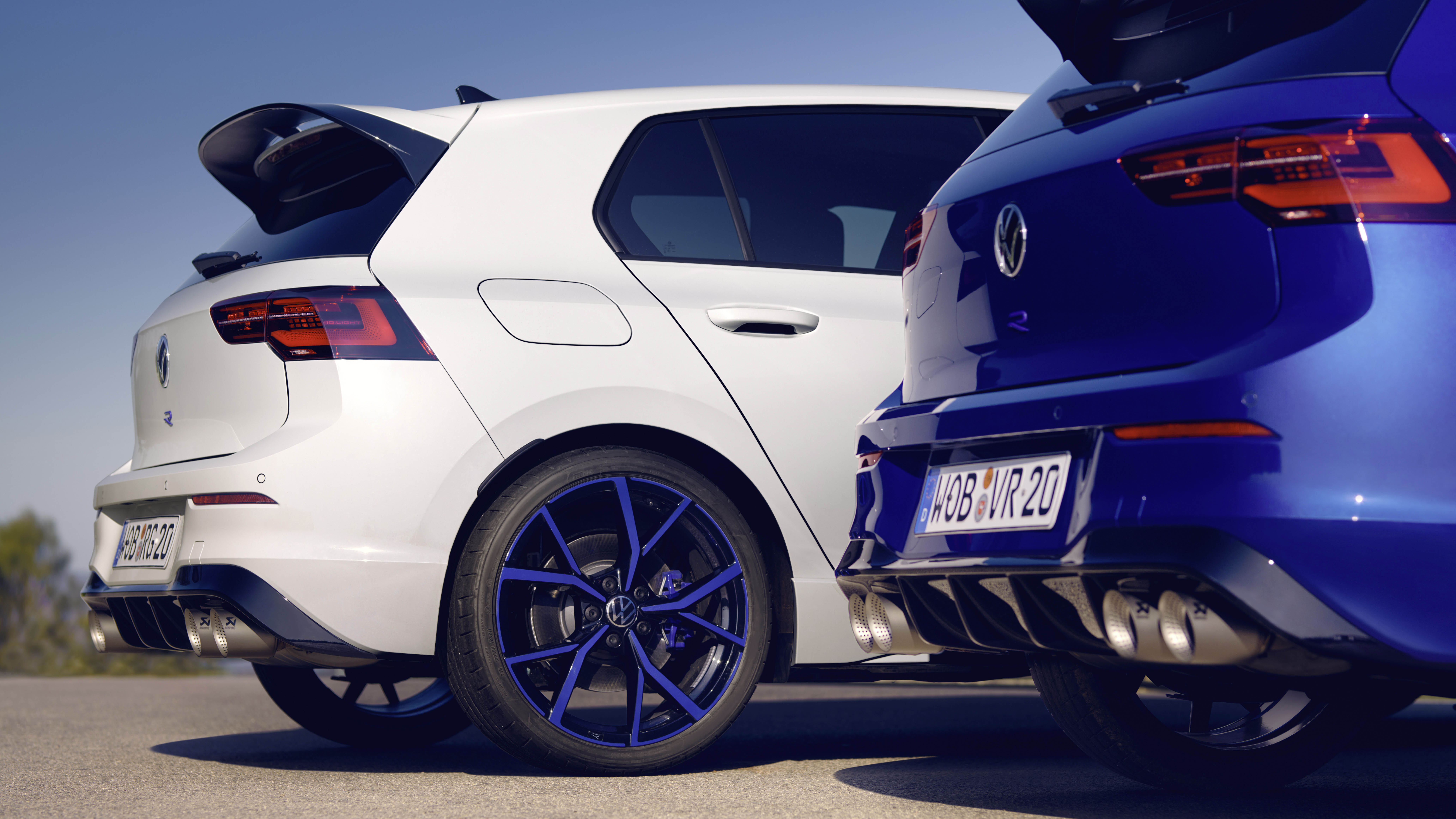 The new Golf R gets off to a flying start: world premiere of the most  powerful series-production Golf of all times