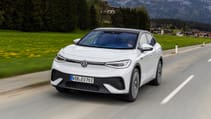 Volkswagen ID.5 front three quarters dynamic