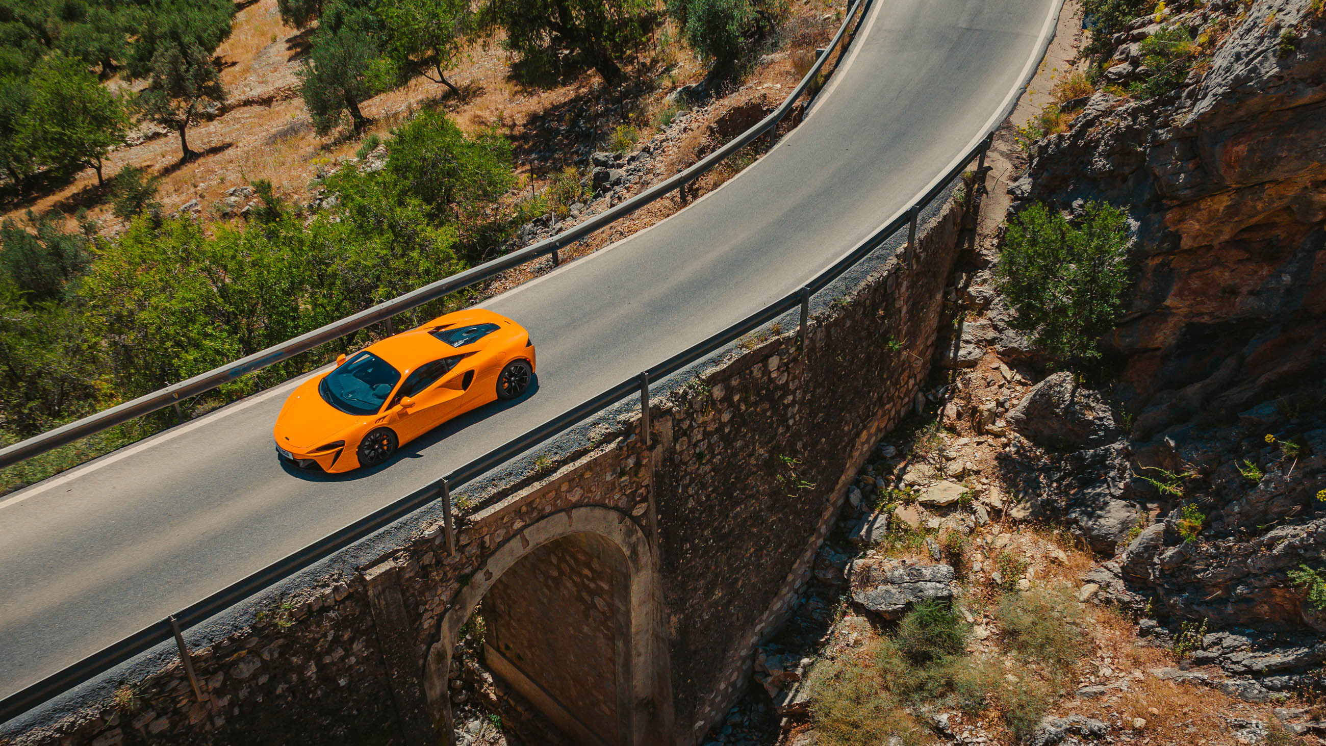 McLaren Artura Top Gear review 2022