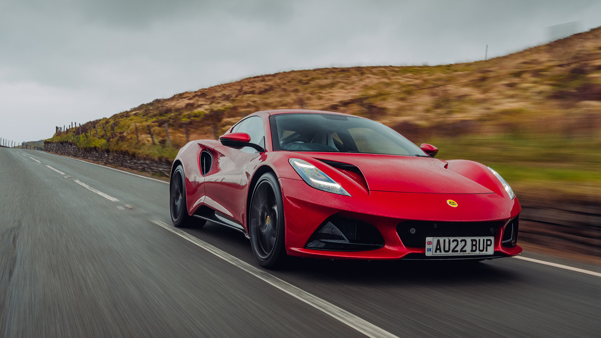 Baglæns Disse så meget Lotus Emira Review 2023 | Top Gear