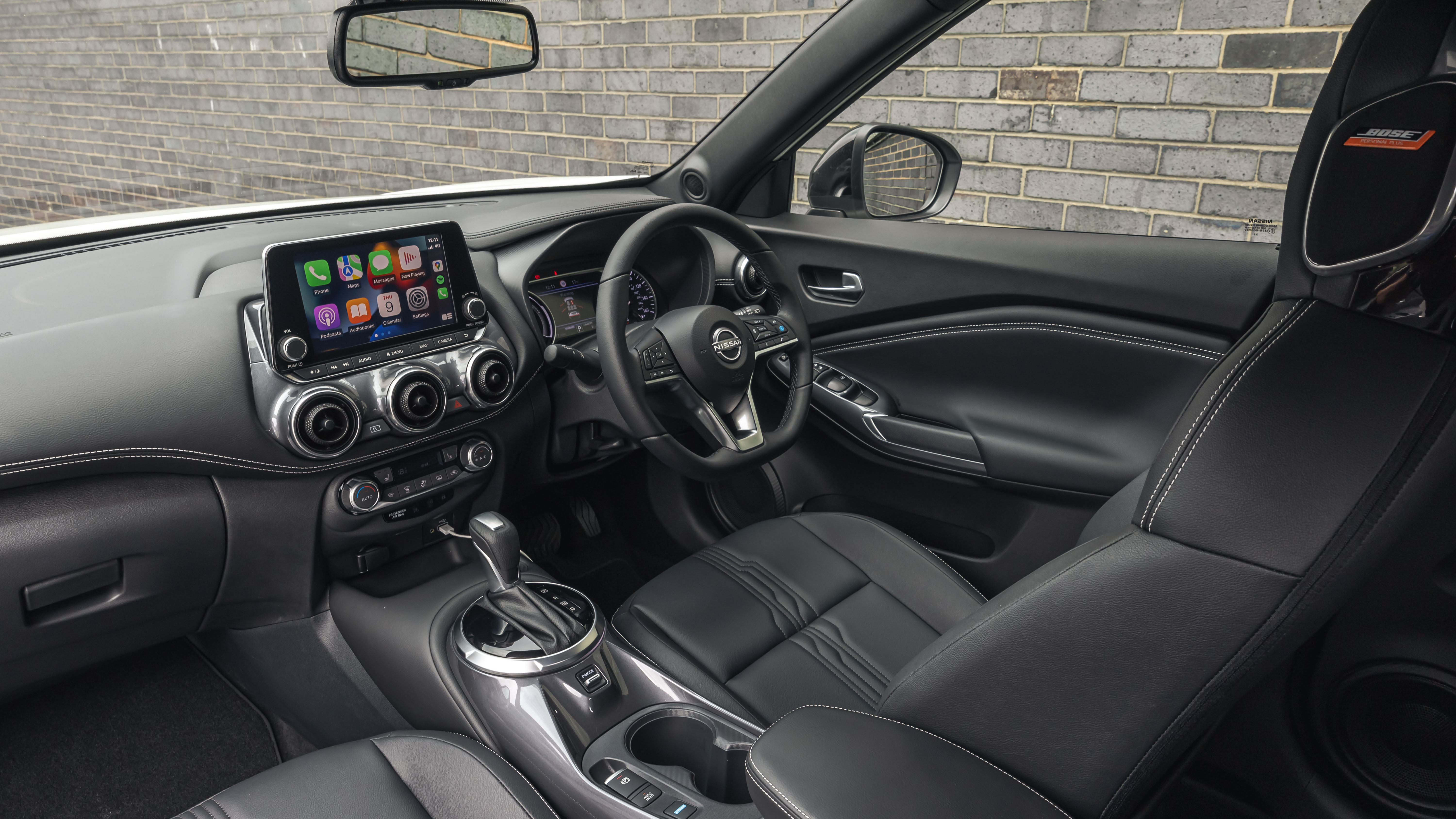 Nissan Juke Interior Layout & Technology | Top Gear