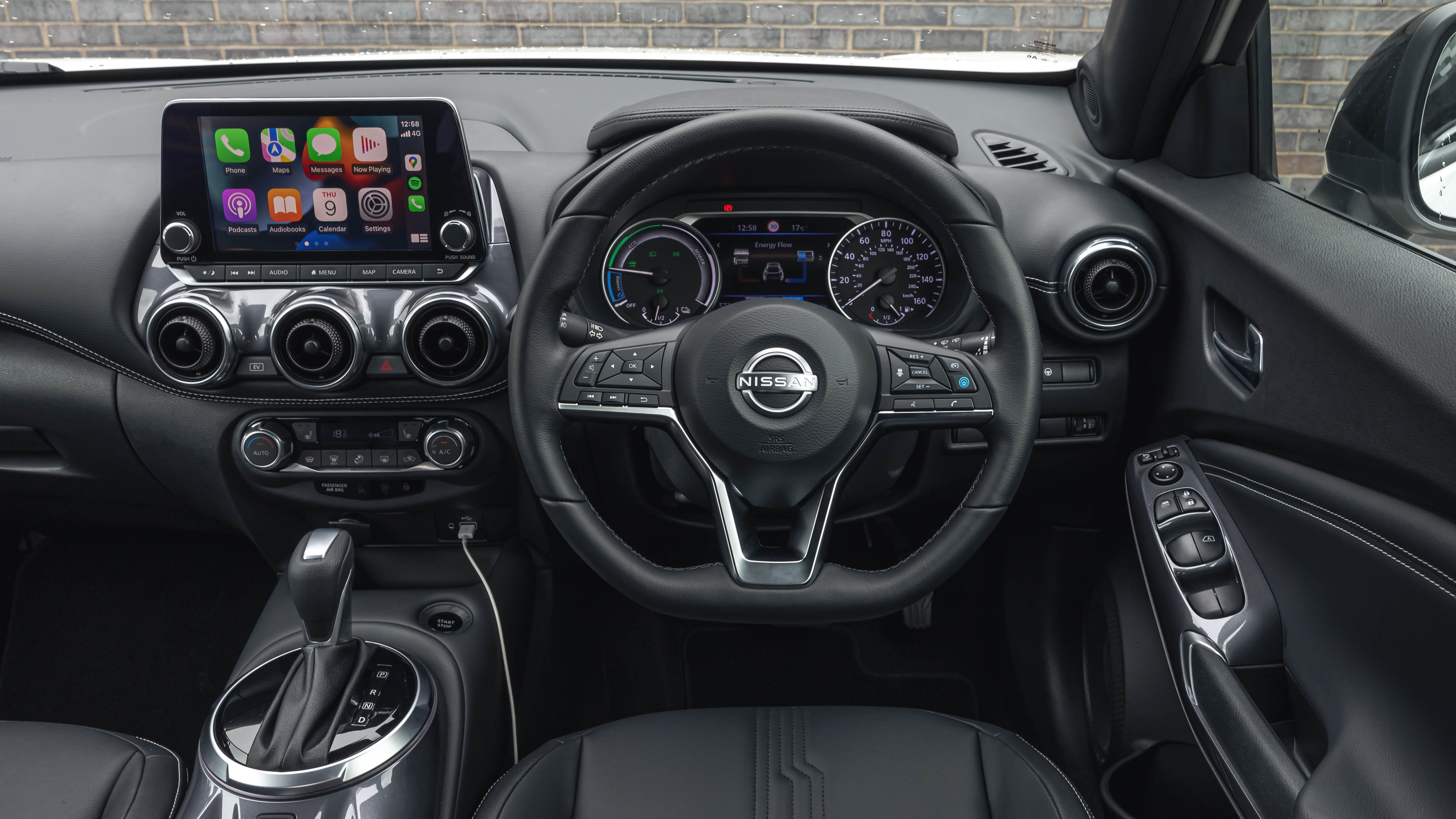 https://www.topgear.com/sites/default/files/2022/06/Nissan_JUKE_Hybrid_104.jpg