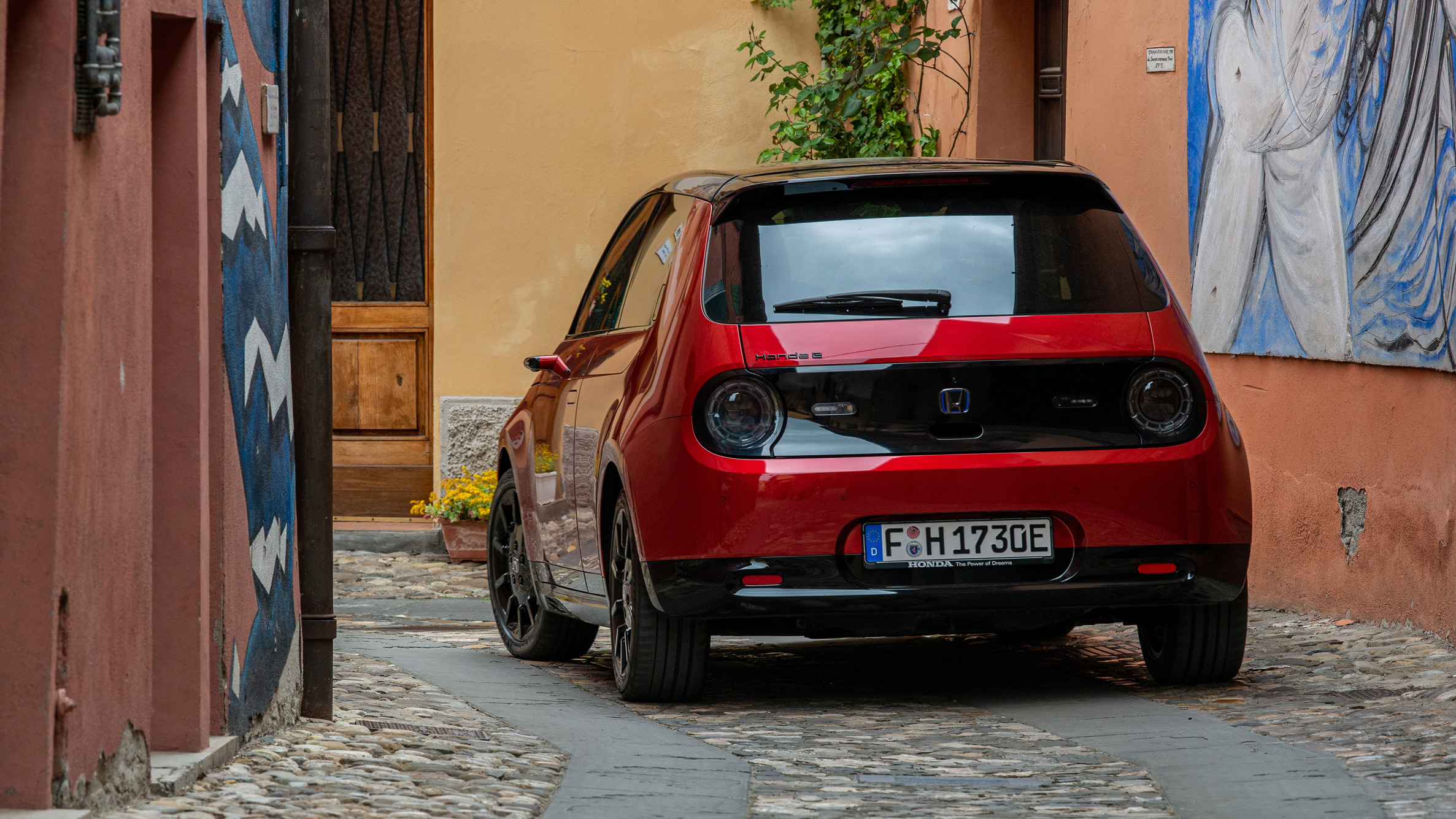You want this Honda e Limited Edition in glorious red Top Gear