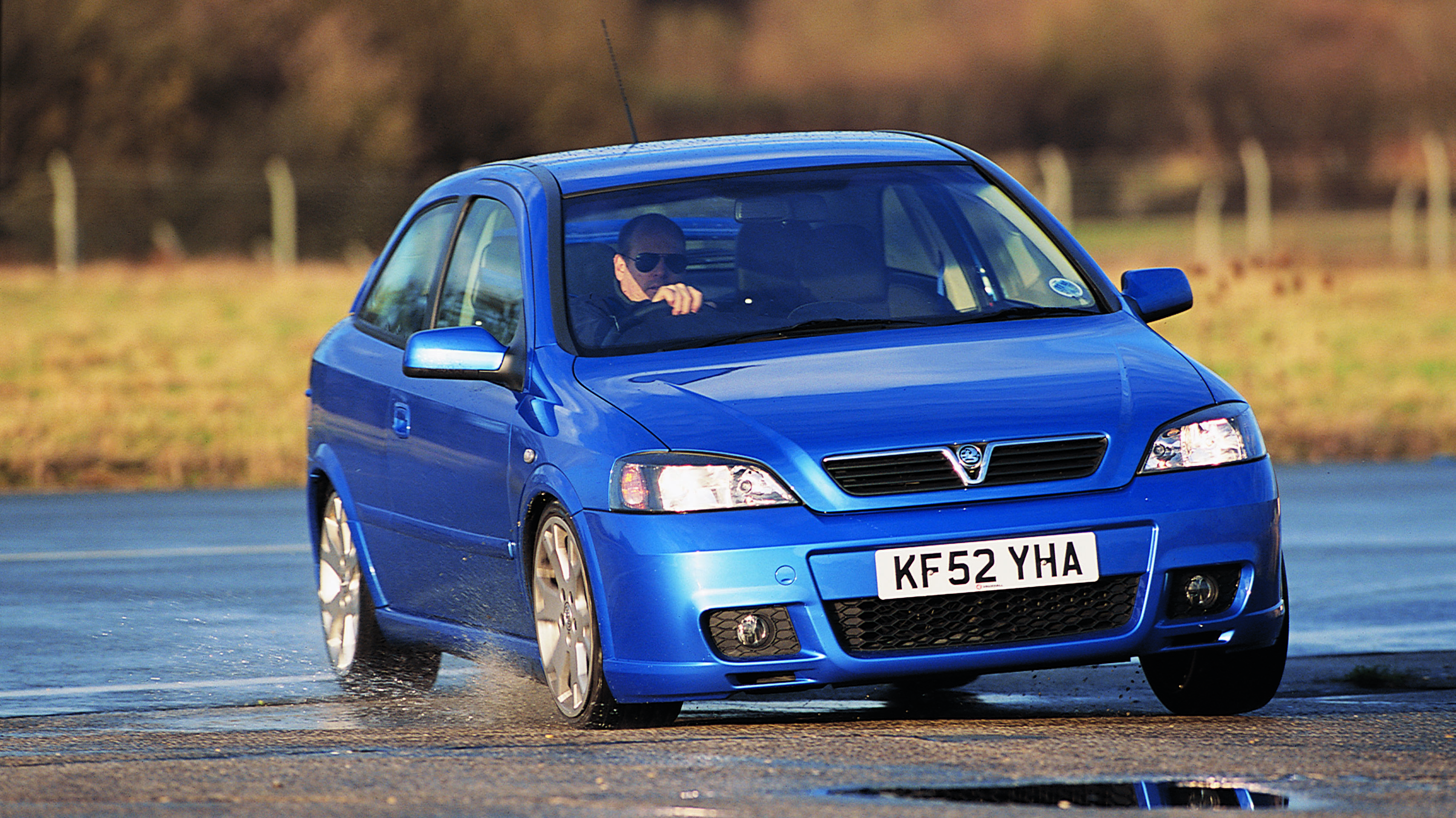 Retro review: the Mk4 Vauxhall Astra GSi Reviews 2024