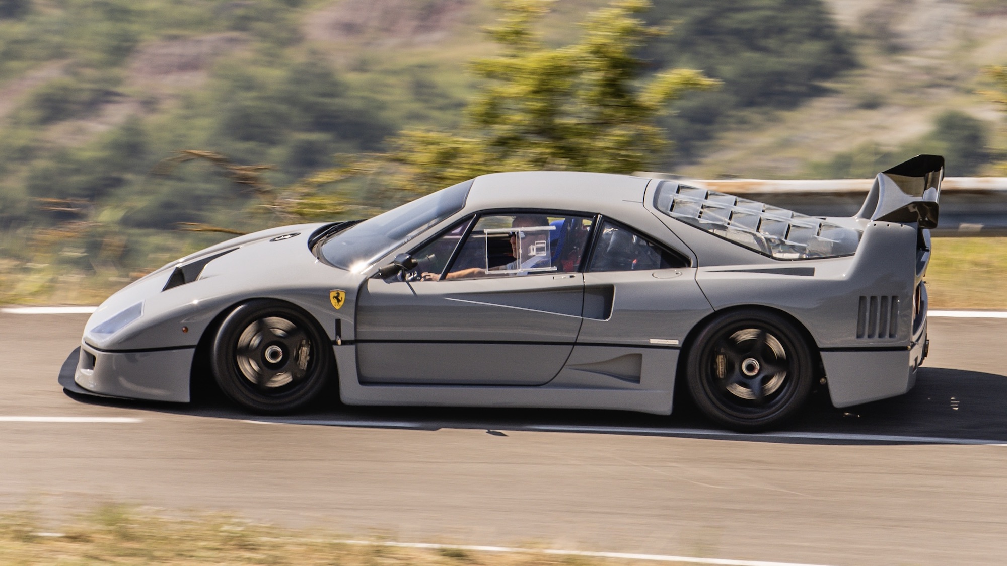 This Insane 1 000bhp Ferrari F40 Competizione Is For Sale Top Gear
