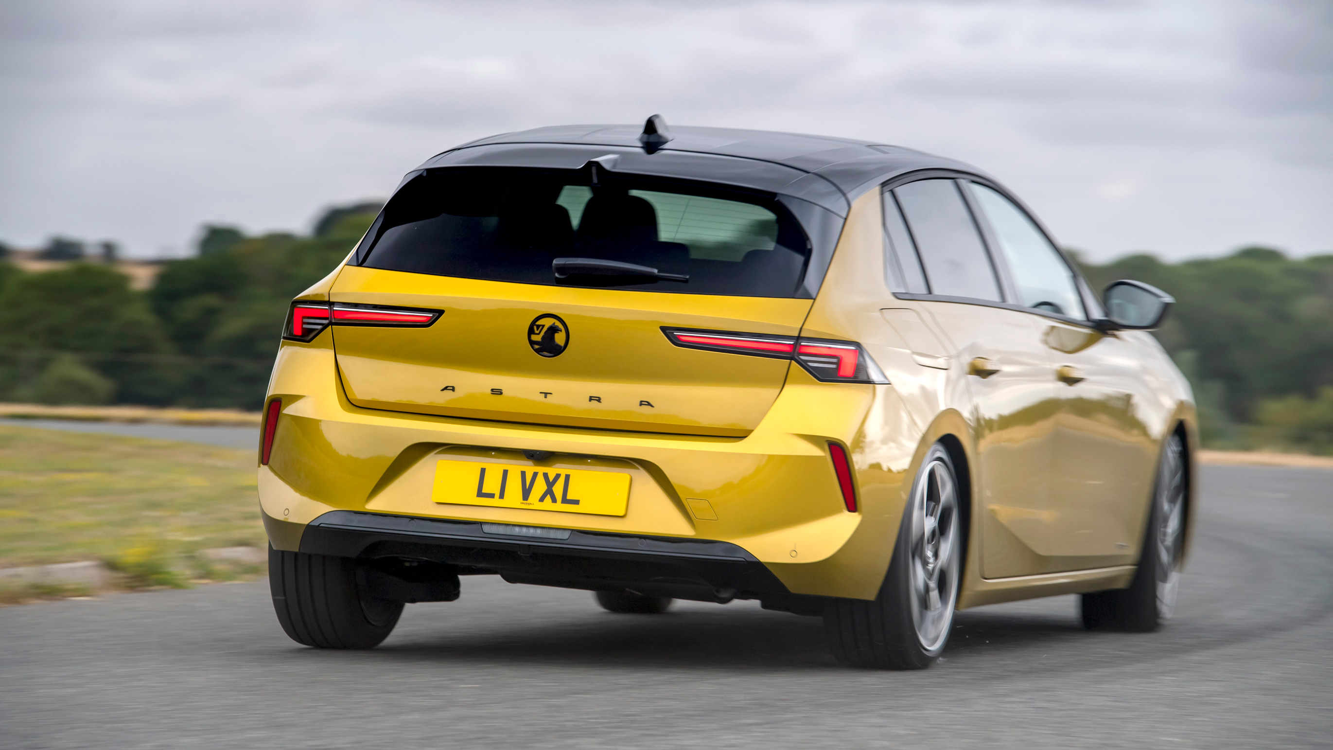 Vauxhall Astra Driving, Engines & Performance