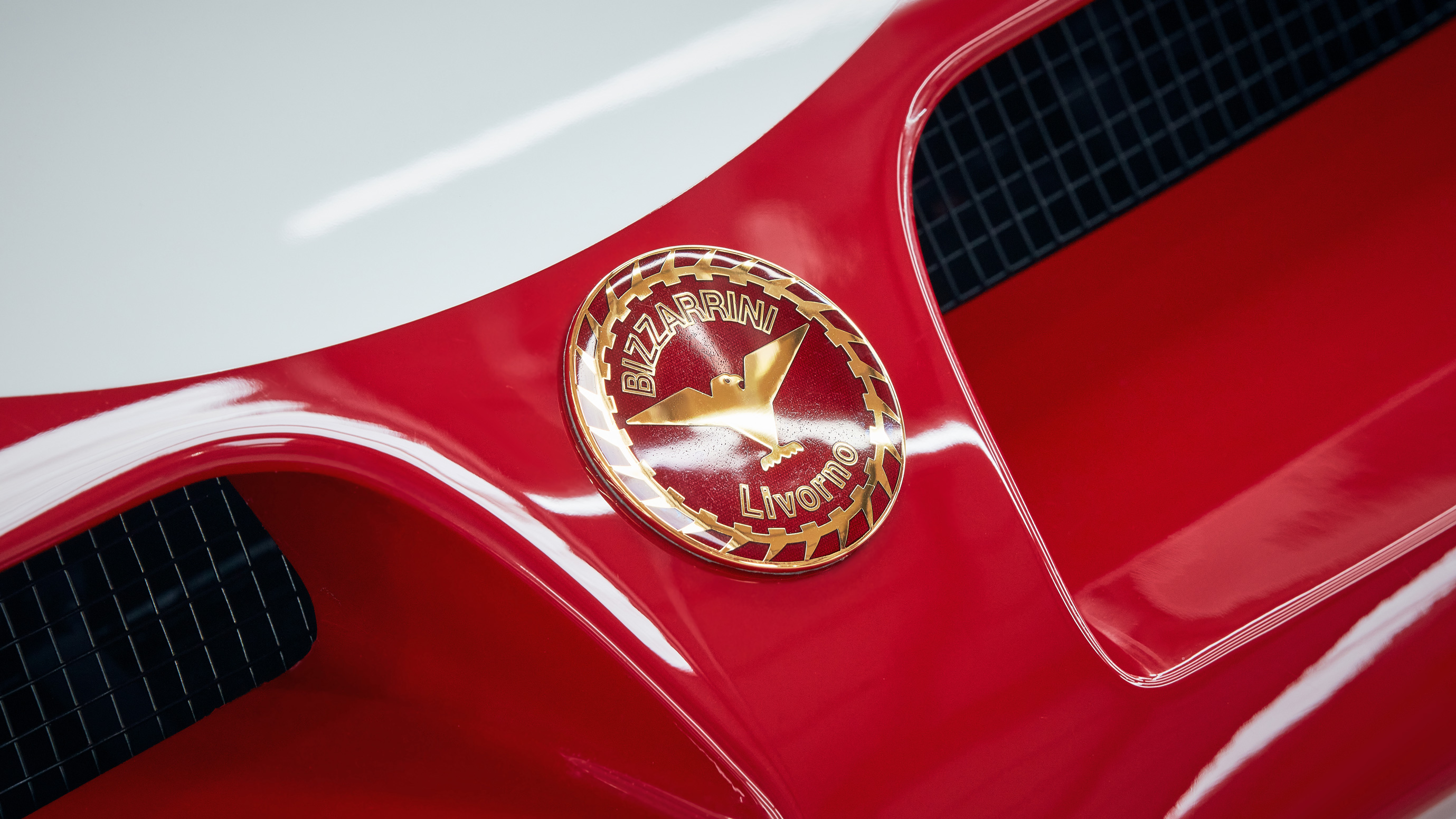 Bizzarrini 5300 GT Corsa Revival badge