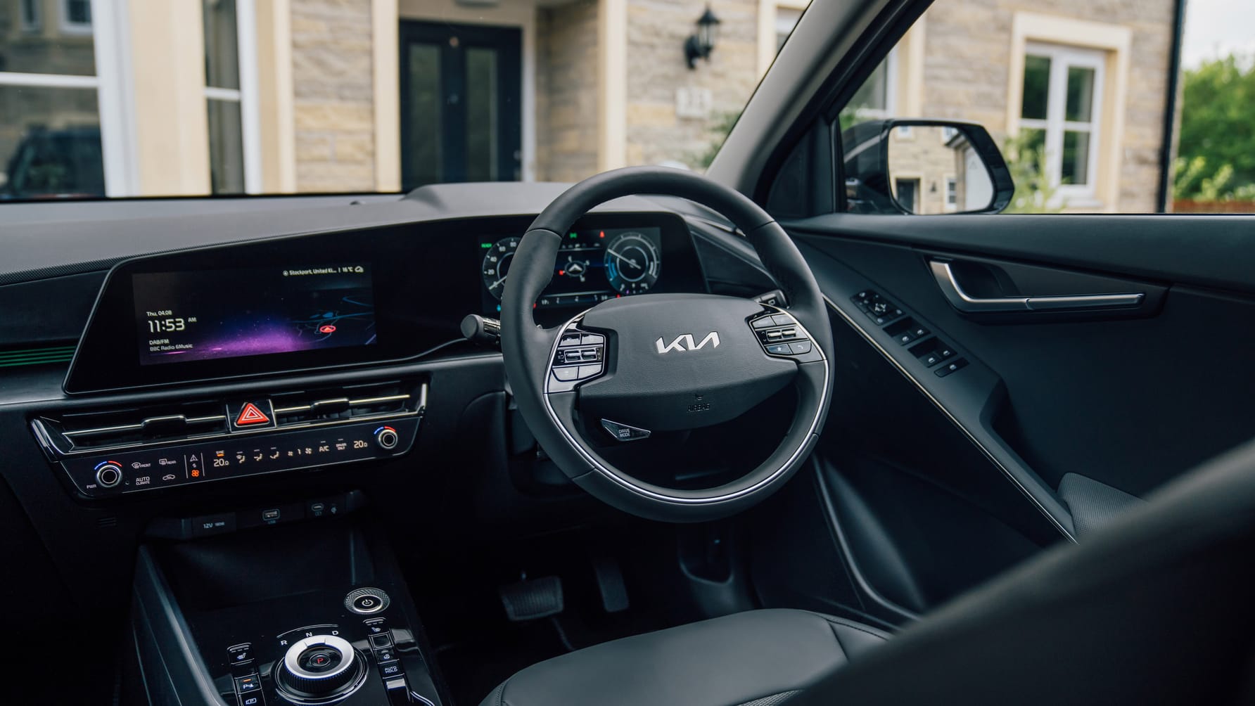 Kia Niro EV Interior Layout & Technology Top Gear
