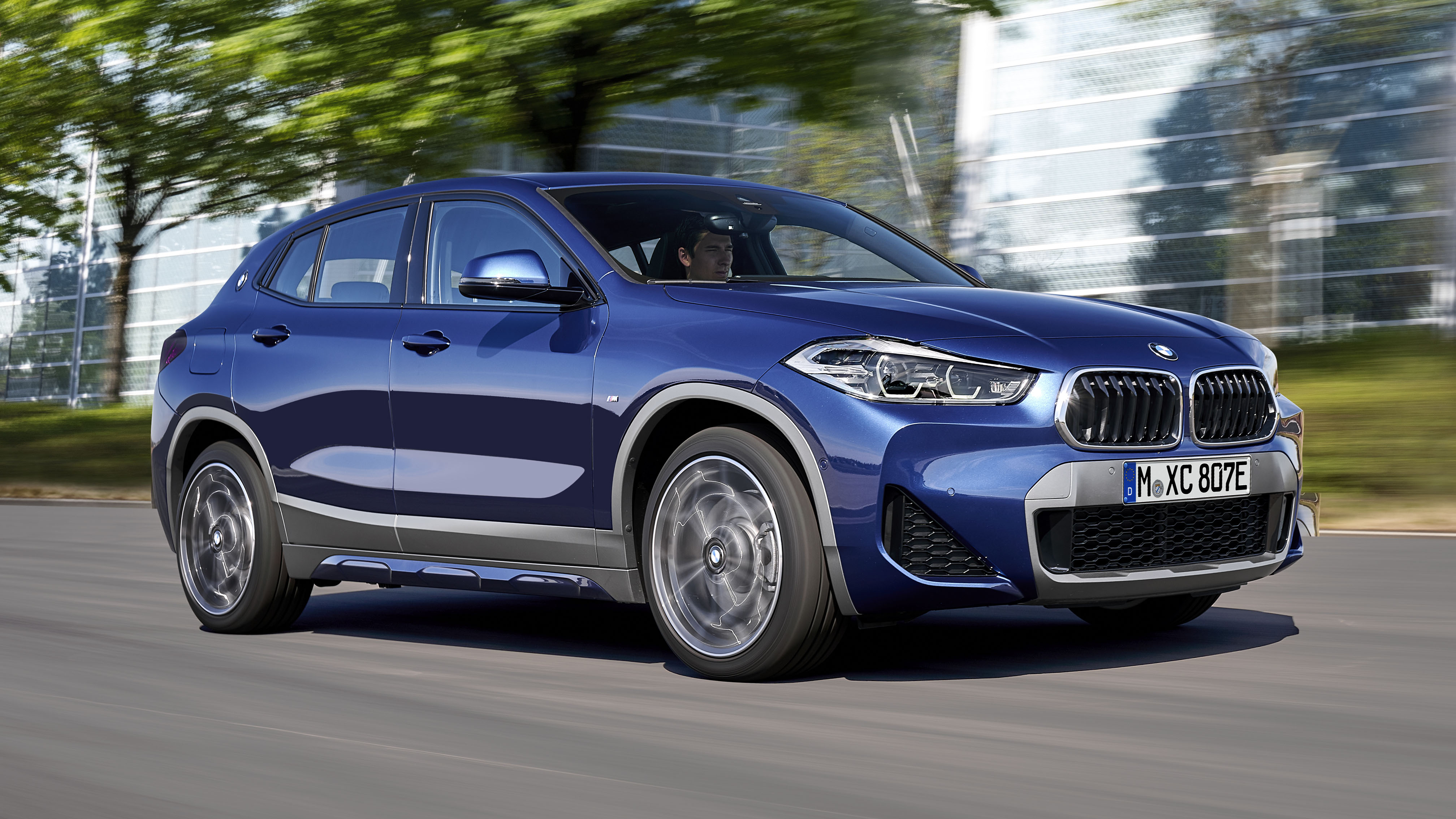 BMW X2 xDrive25e Review 