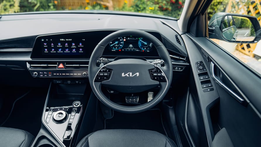 Kia Niro Interior Layout & Technology Top Gear
