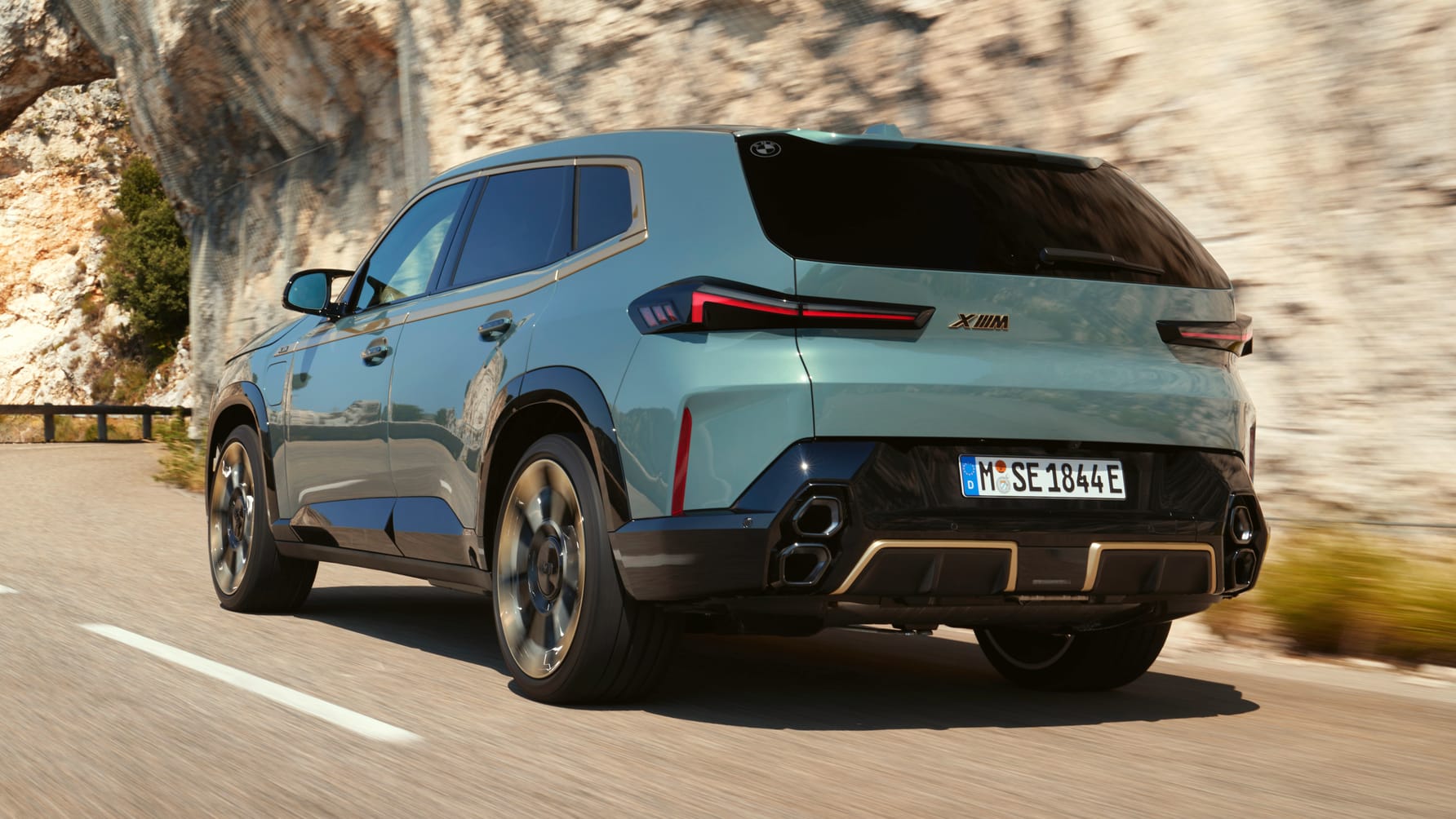 Official this is the allnew £145k, 2.7tonne BMW XM SUV Top Gear