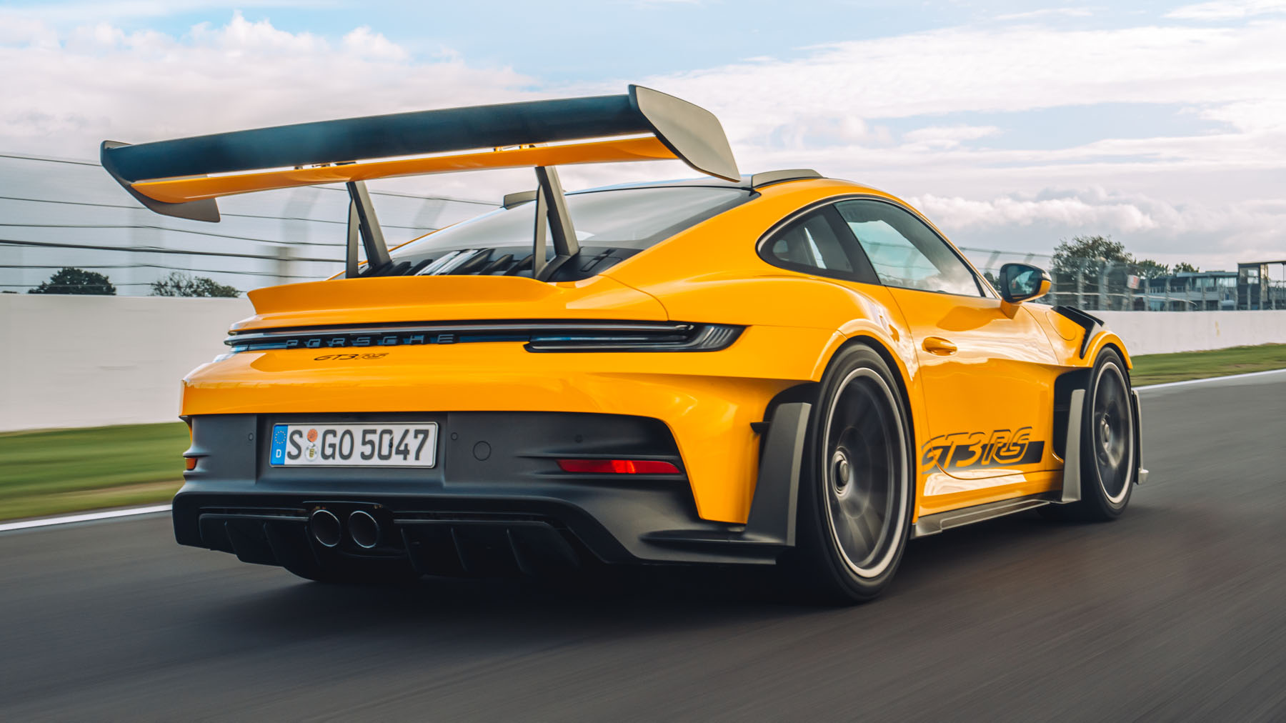 high performance porsche 911 GT3 RS dedicated to motorsport