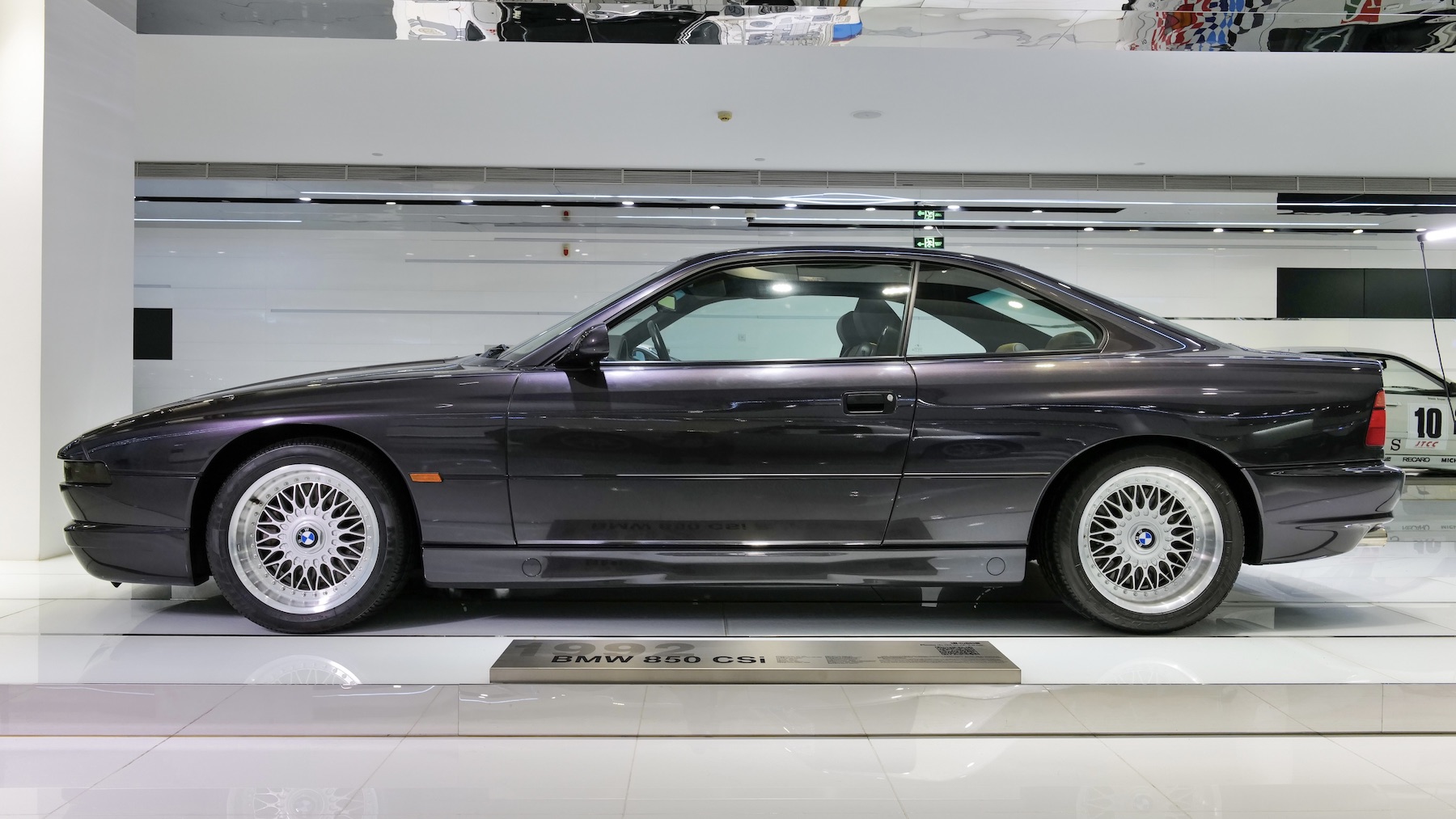 BMW 850 CSi prototype
