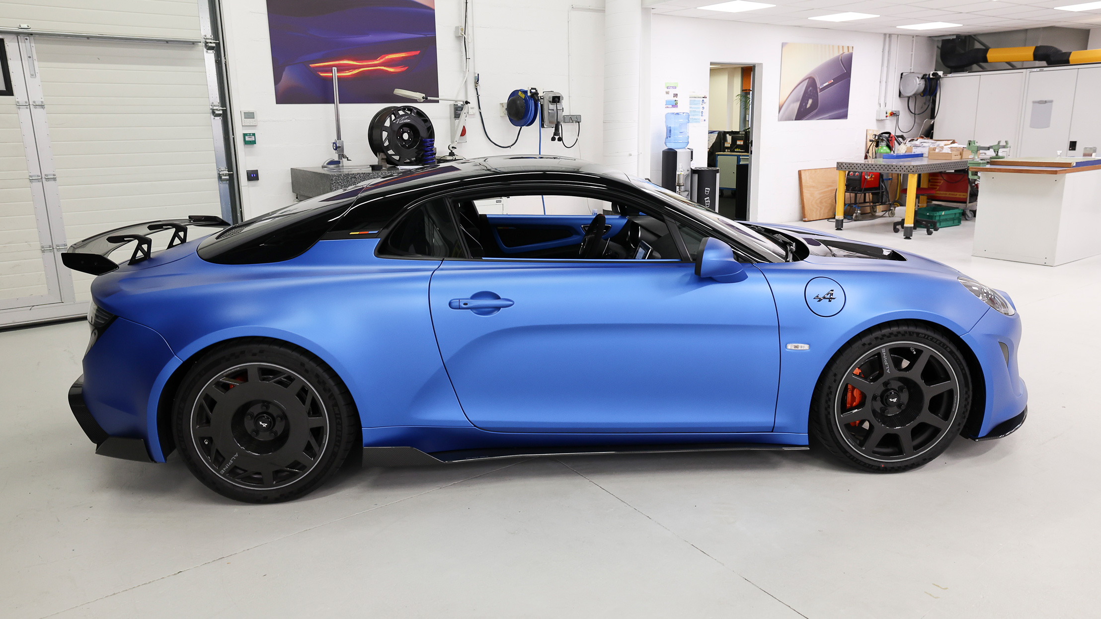 New Alpine A110 R already updated with exclusive Alonso Edition