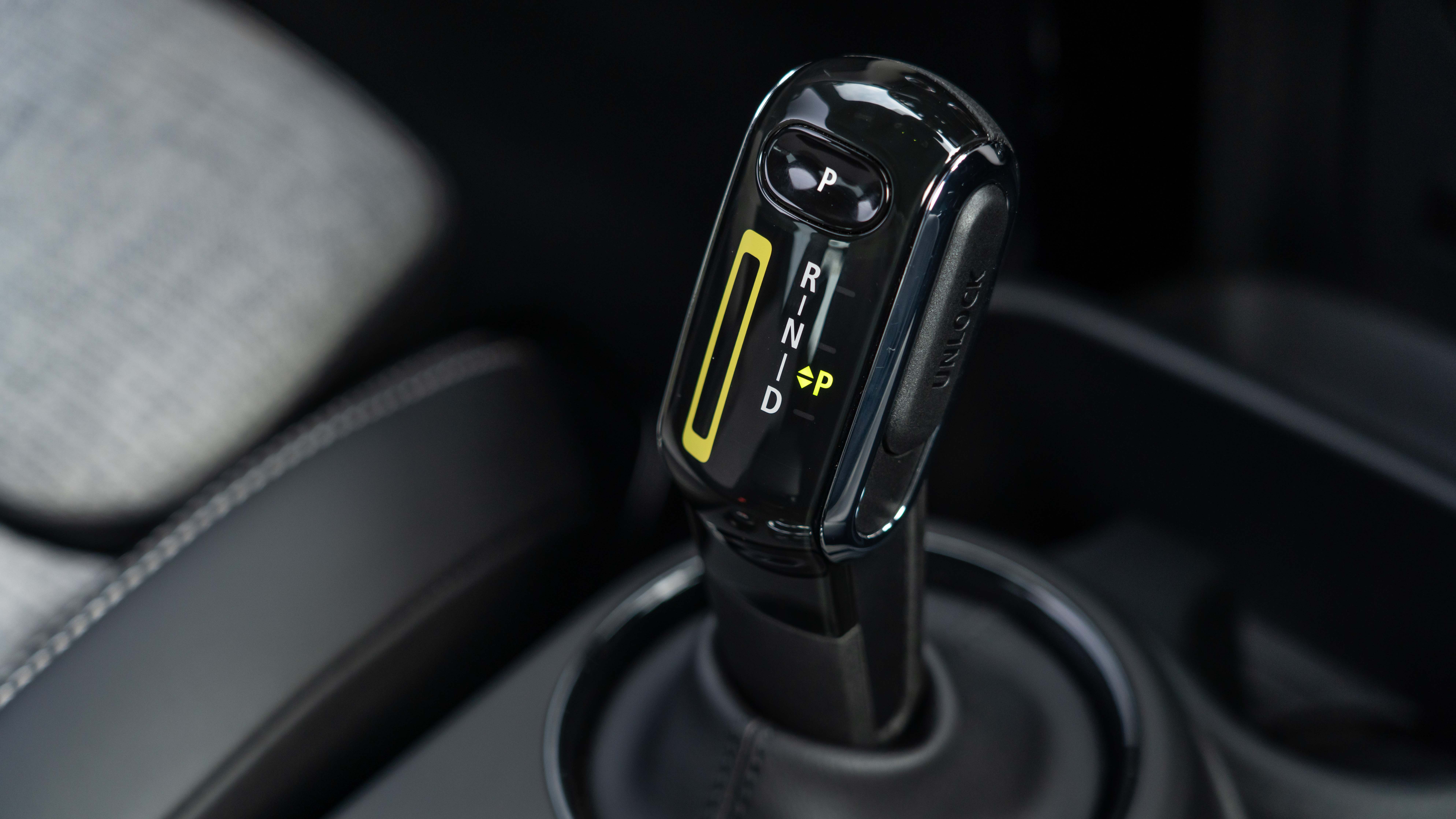 Mini Electric Review 2024 Top Gear